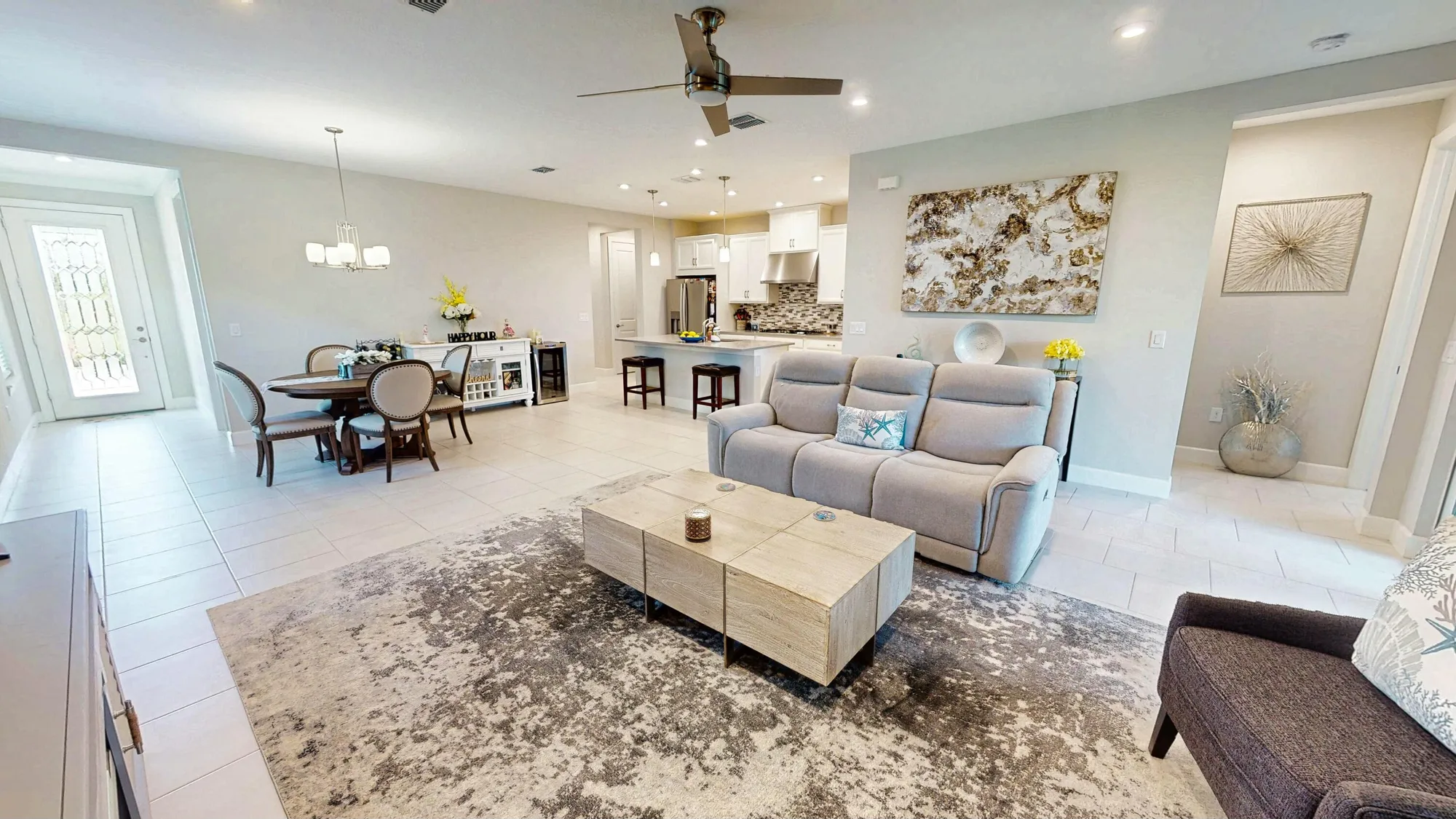 Property Slideshow image 6 of 57 | 9592 sw royal poinciana dr, Port Saint Lucie, FL, 34987