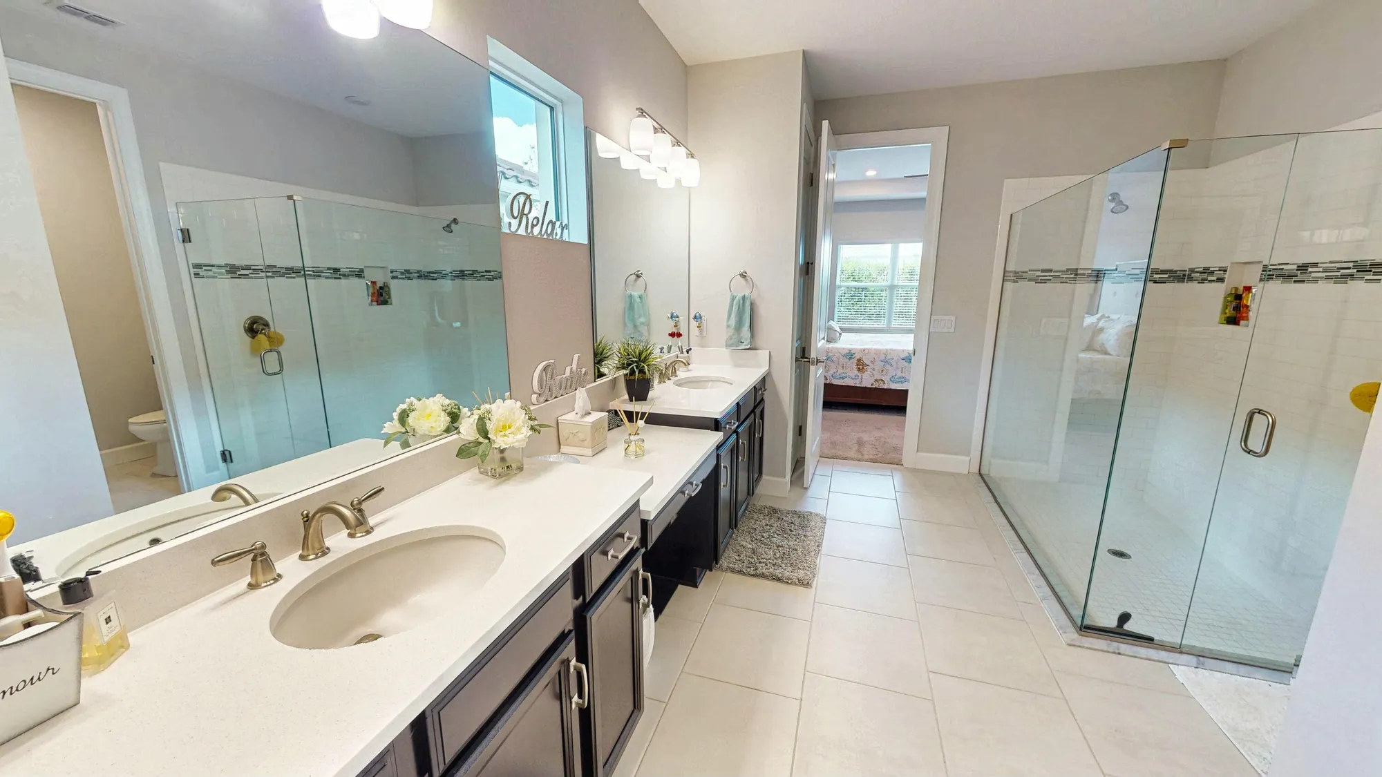 Property Slideshow image 19 of 57 | 9592 sw royal poinciana dr, Port Saint Lucie, FL, 34987