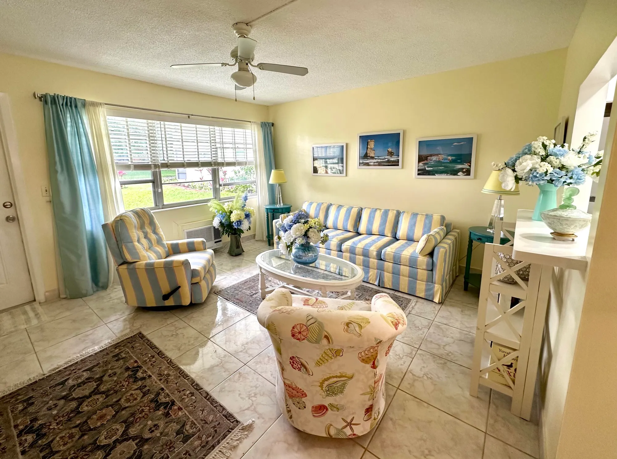 Property Slideshow image 4 of 27 | 31 sheffield b, West Palm Beach, FL, 33417