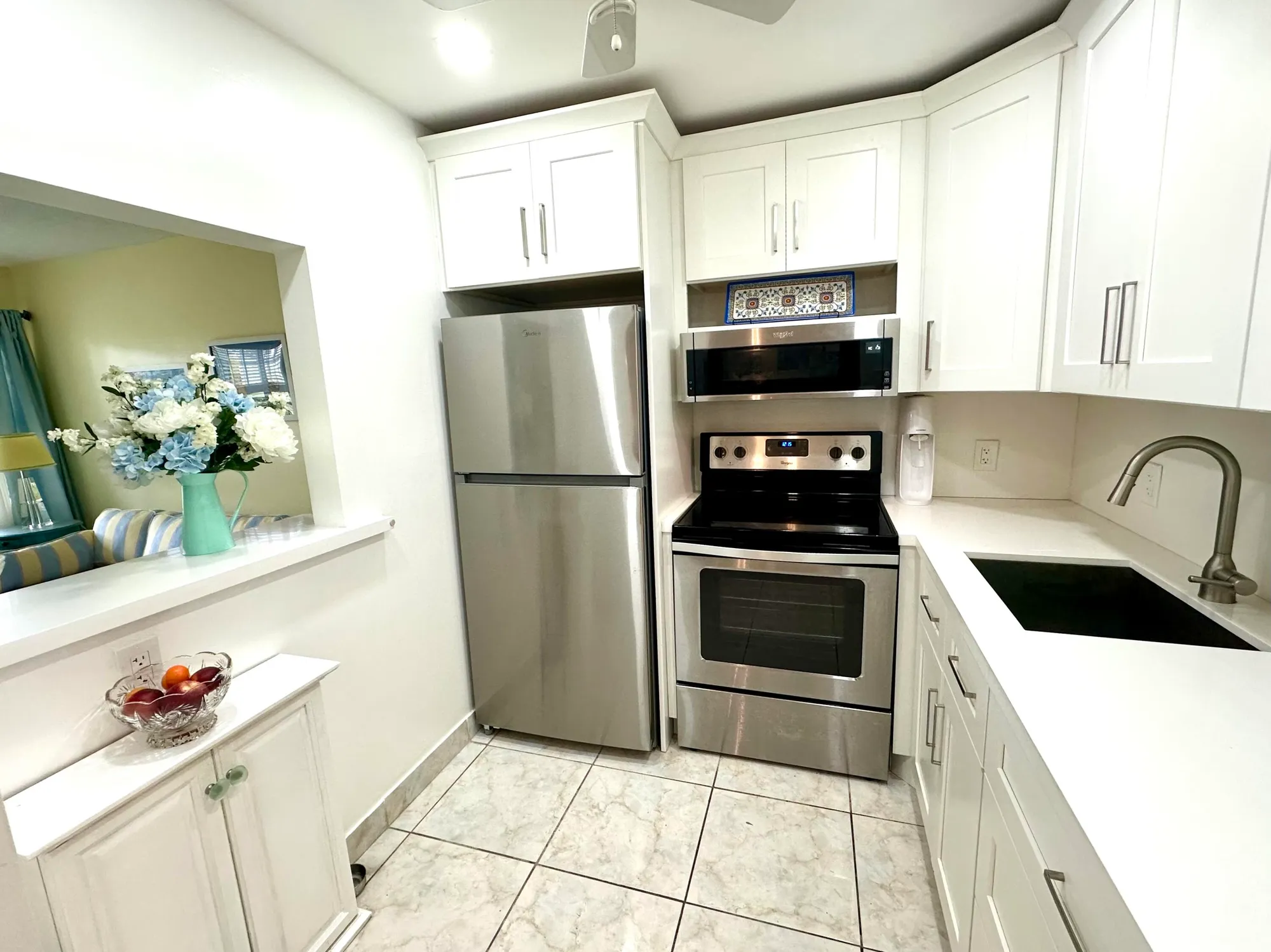 Property Slideshow image 9 of 27 | 31 sheffield b, West Palm Beach, FL, 33417