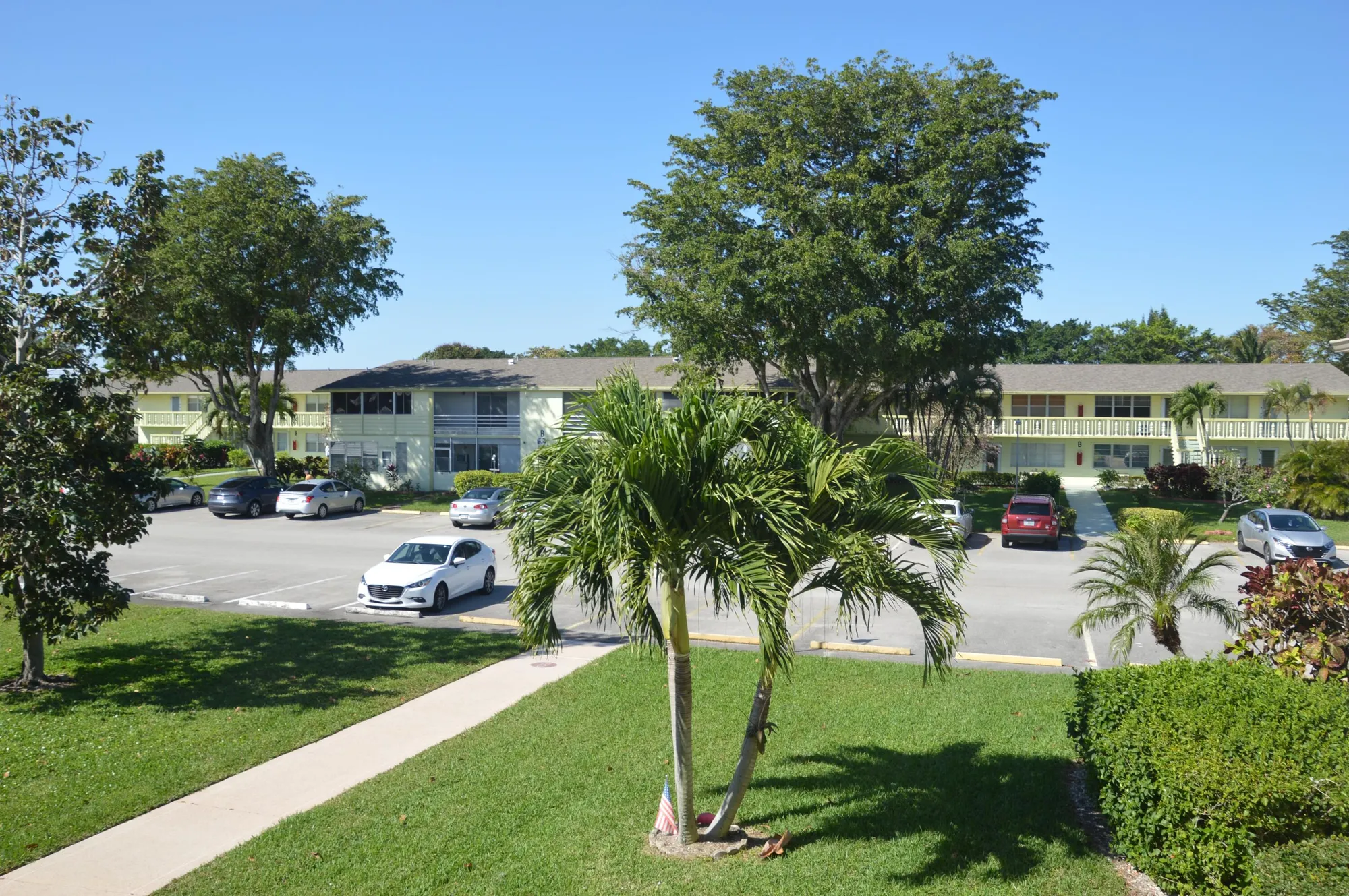 Property Slideshow image 25 of 27 | 31 sheffield b, West Palm Beach, FL, 33417