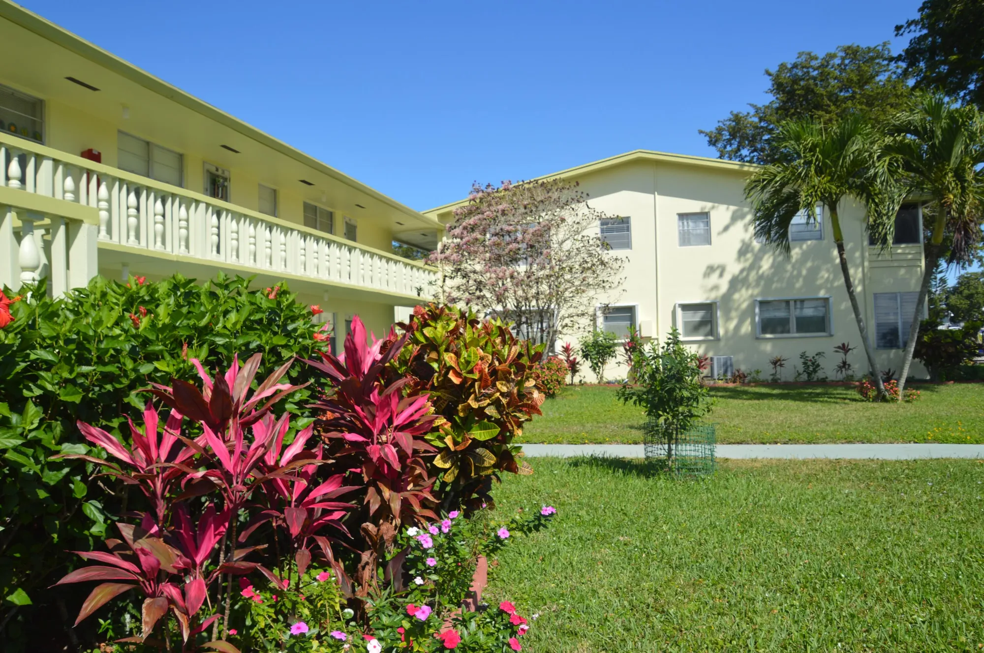 Property Slideshow image 26 of 27 | 31 sheffield b, West Palm Beach, FL, 33417