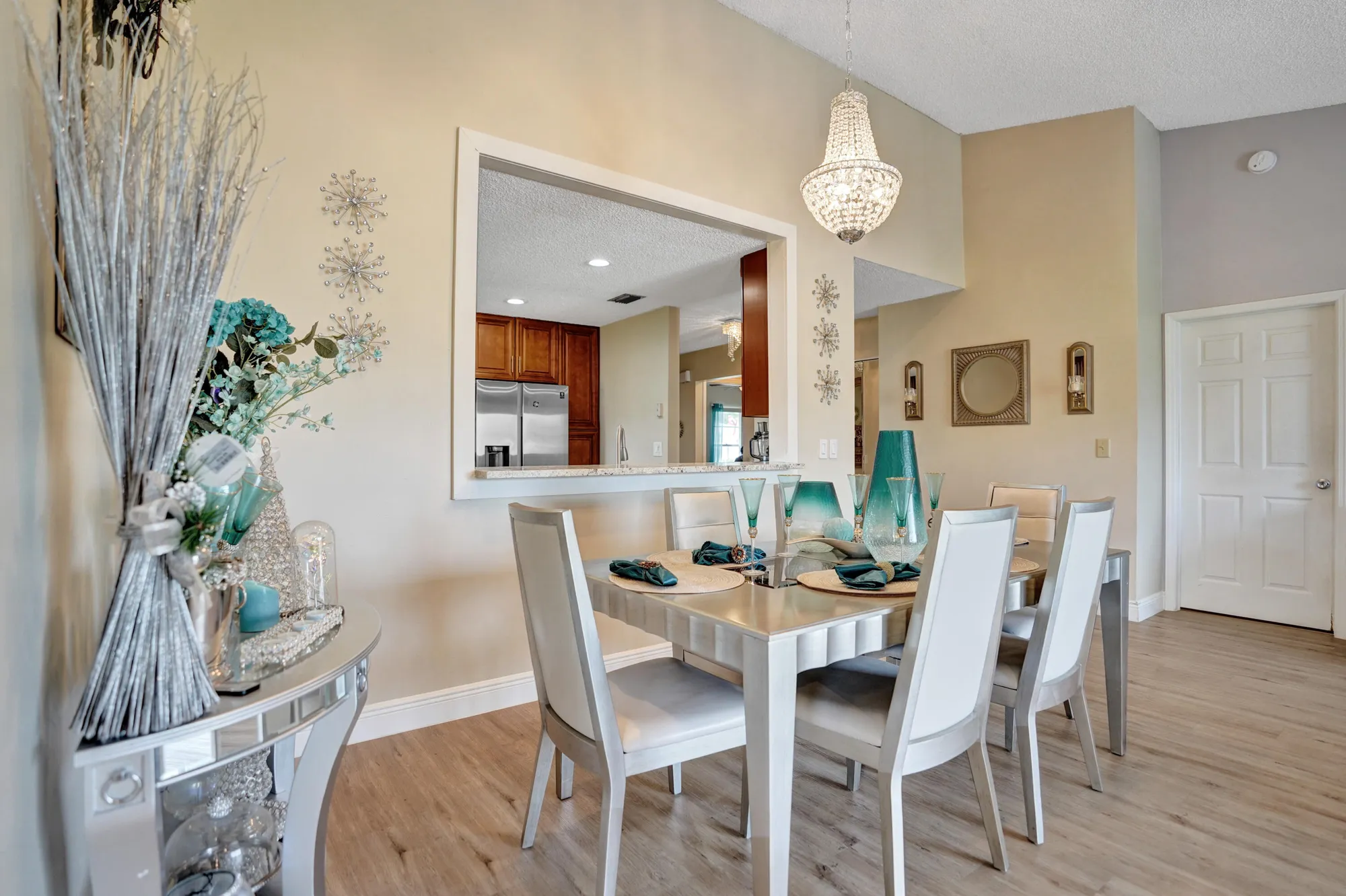 Property Slideshow image 11 of 47 | 3570 amalfi dr, West Palm Beach, FL, 33417