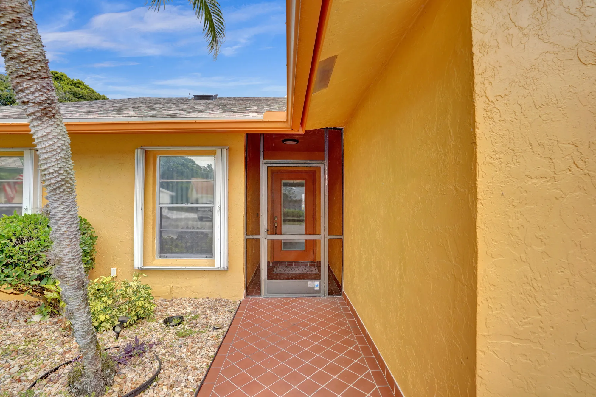 Property Slideshow image 5 of 47 | 3570 amalfi dr, West Palm Beach, FL, 33417