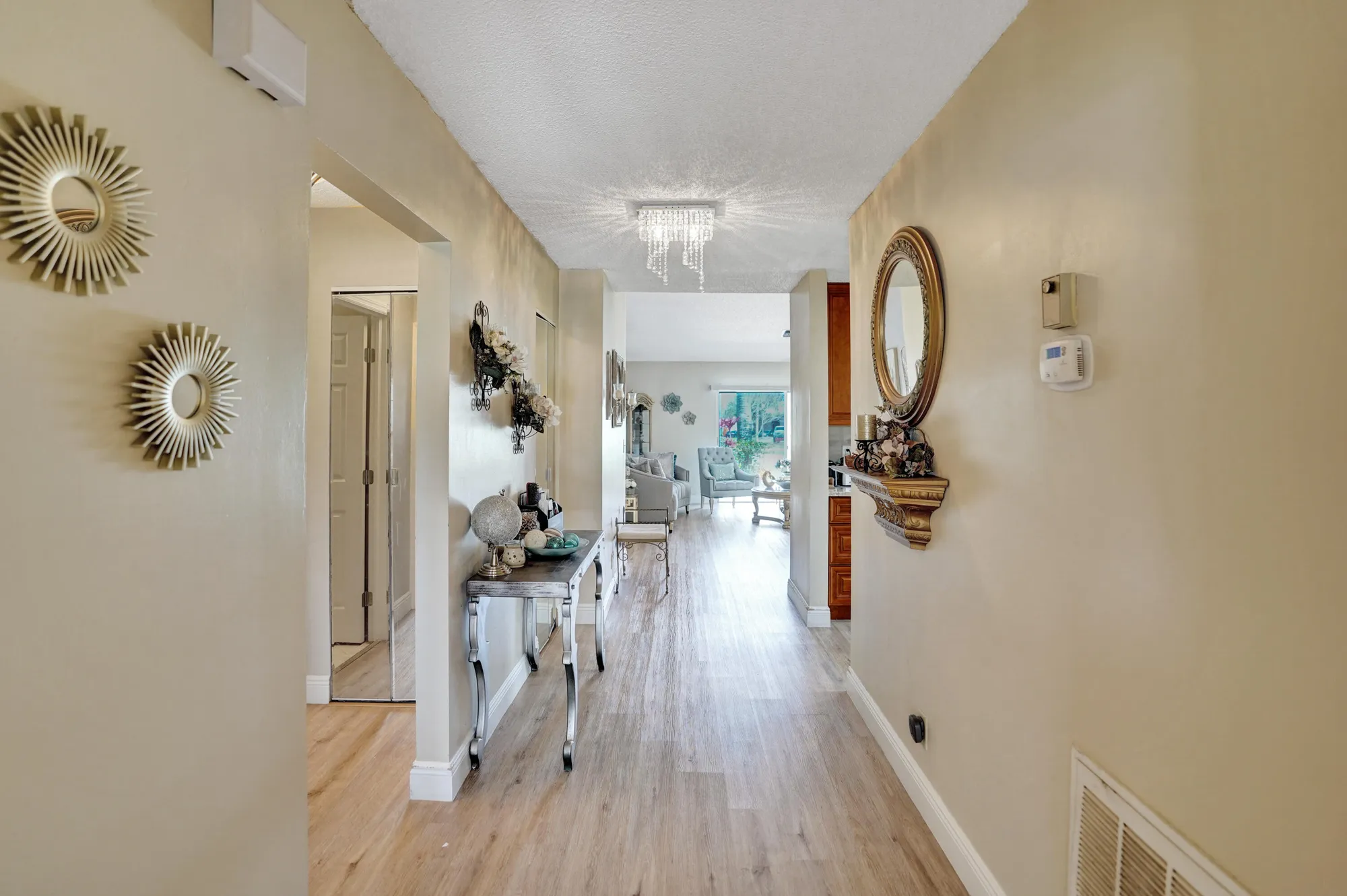 Property Slideshow image 7 of 47 | 3570 amalfi dr, West Palm Beach, FL, 33417