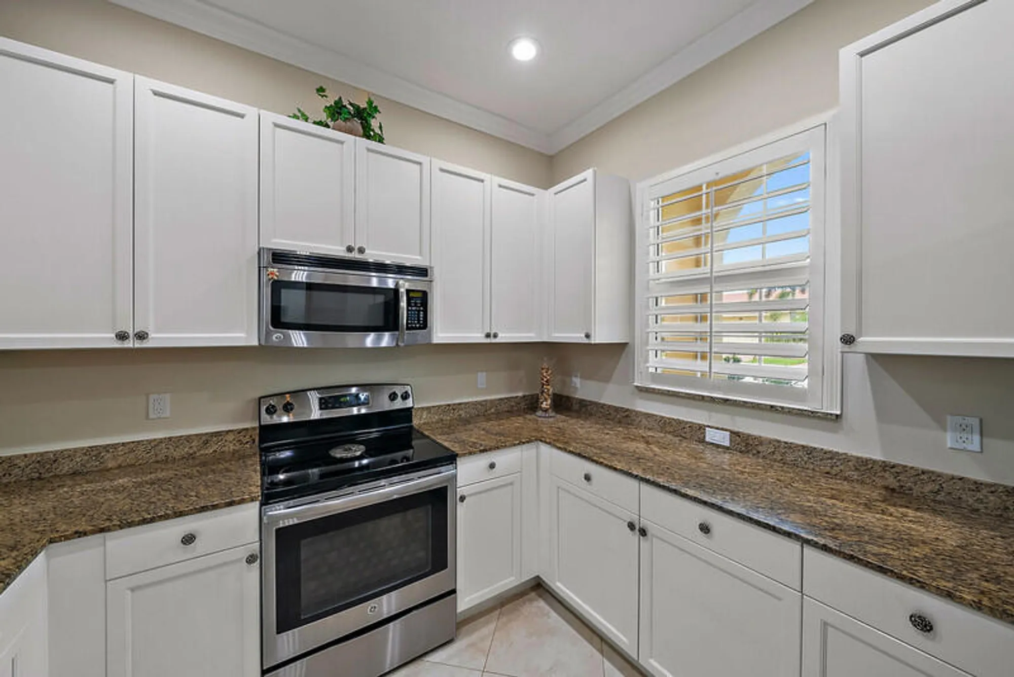 Property Slideshow image 11 of 34 | 10211 sw reggiani rd, Port Saint Lucie, FL, 34986