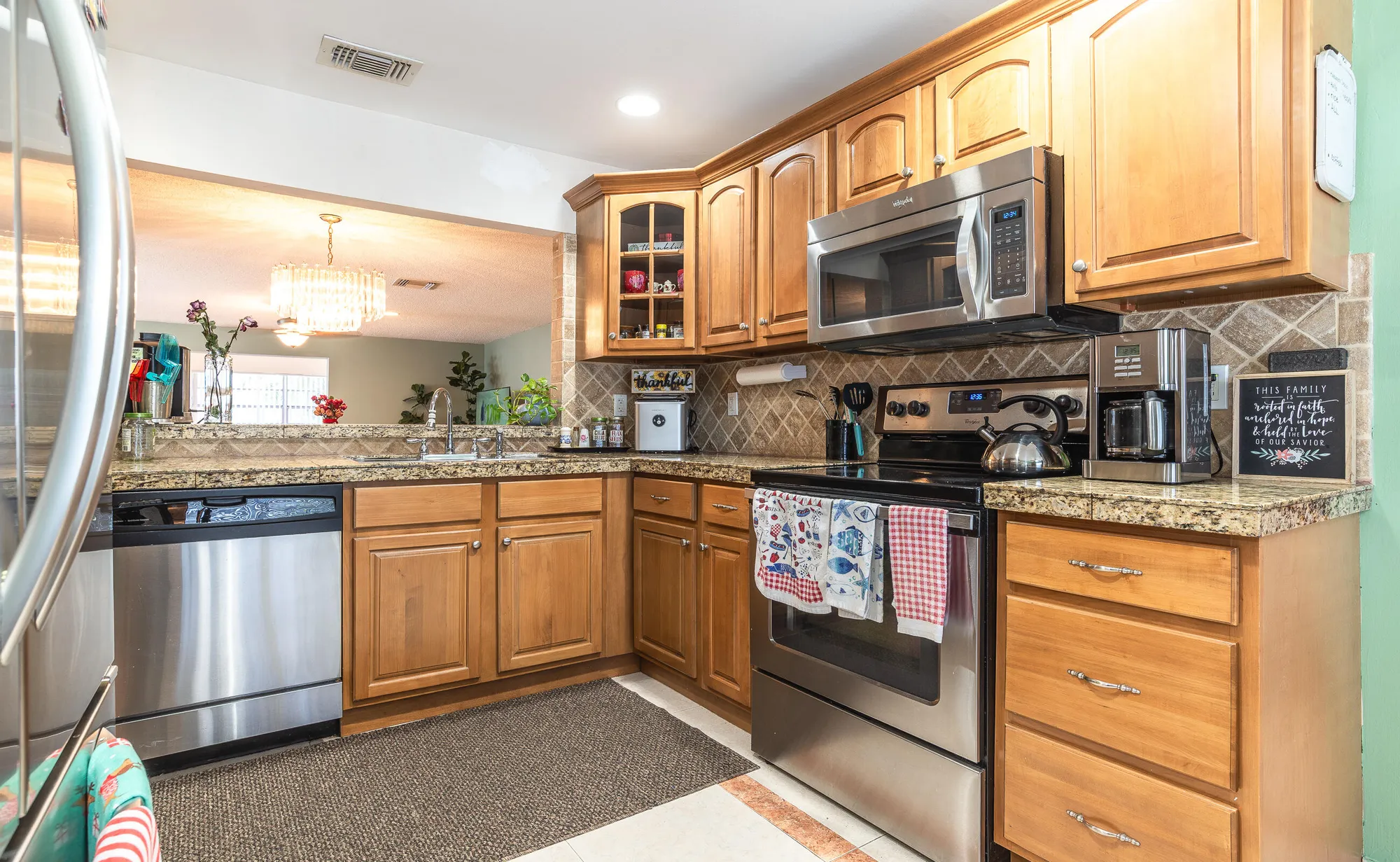 Property Slideshow image 6 of 33 | 7076 pine manor dr, Lake Worth, FL, 33467