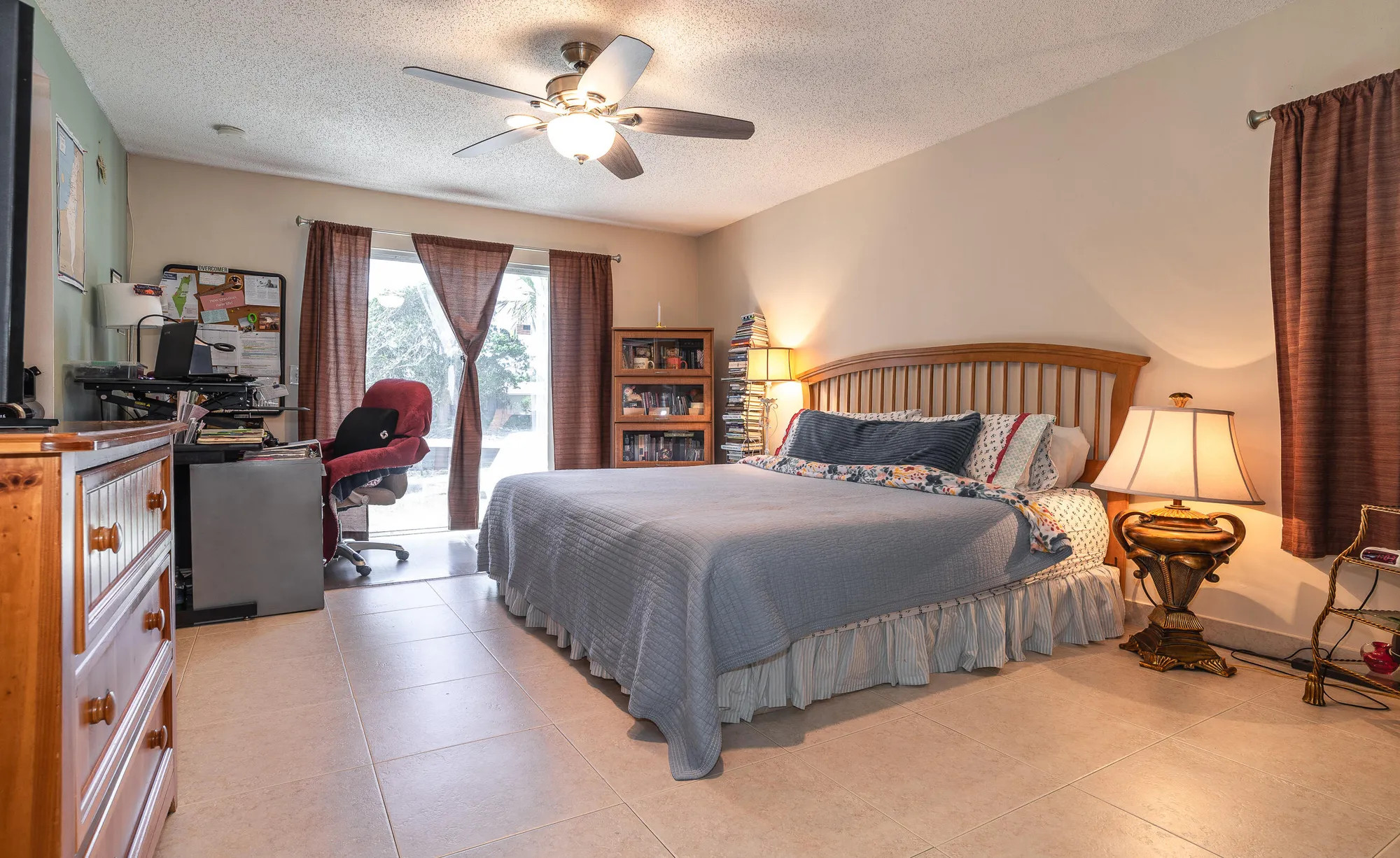 Property Slideshow image 16 of 33 | 7076 pine manor dr, Lake Worth, FL, 33467