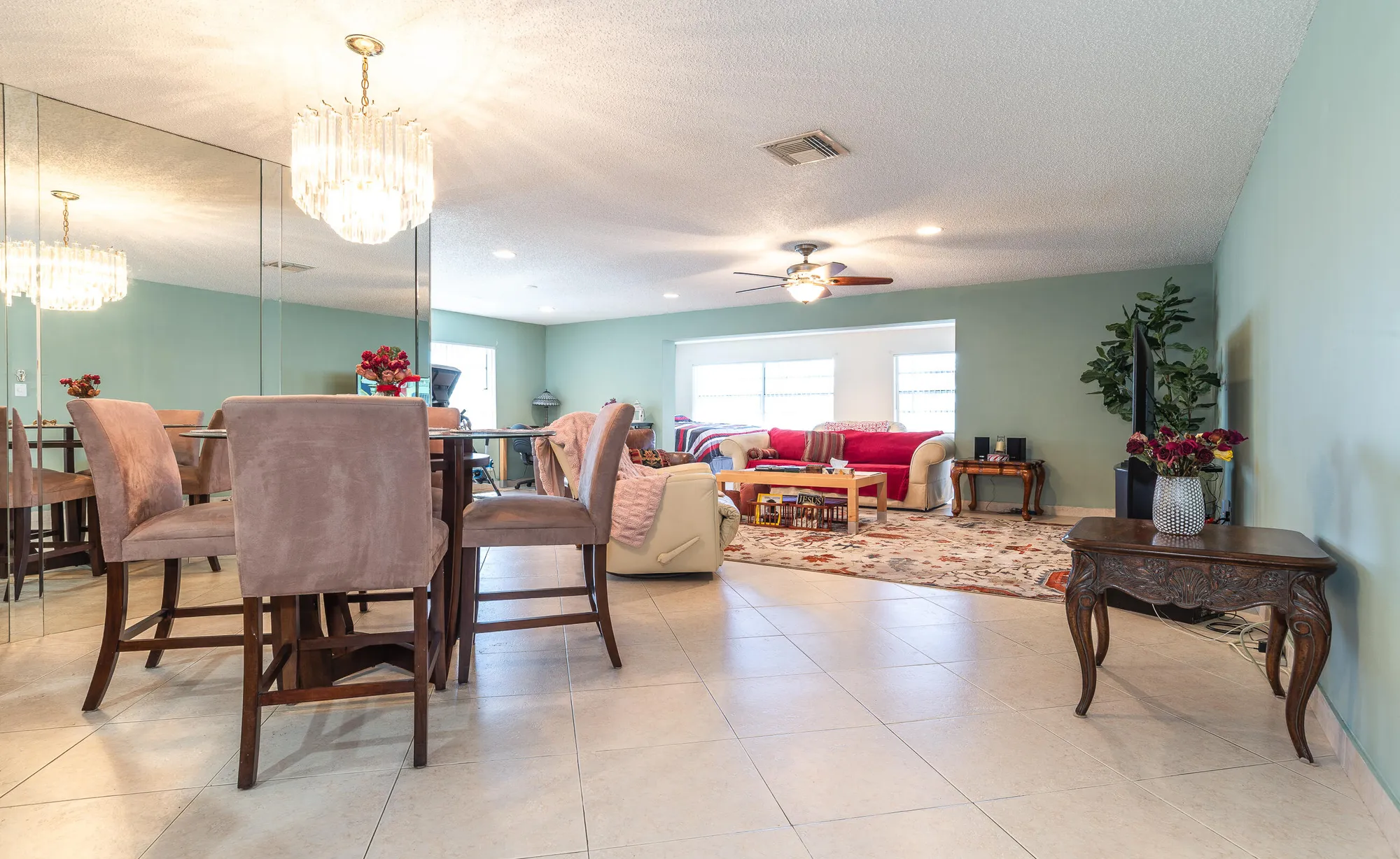 Property Slideshow image 10 of 33 | 7076 pine manor dr, Lake Worth, FL, 33467