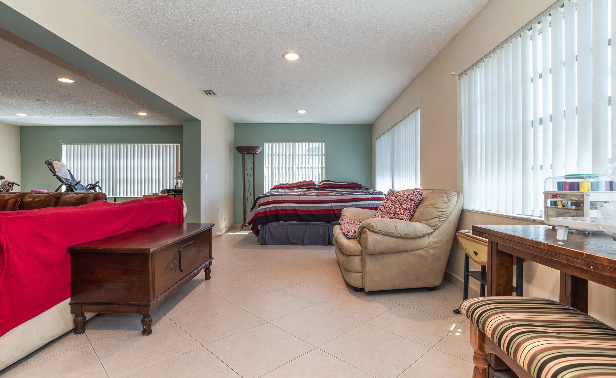 Property Slideshow image 29 of 33 | 7076 pine manor dr, Lake Worth, FL, 33467