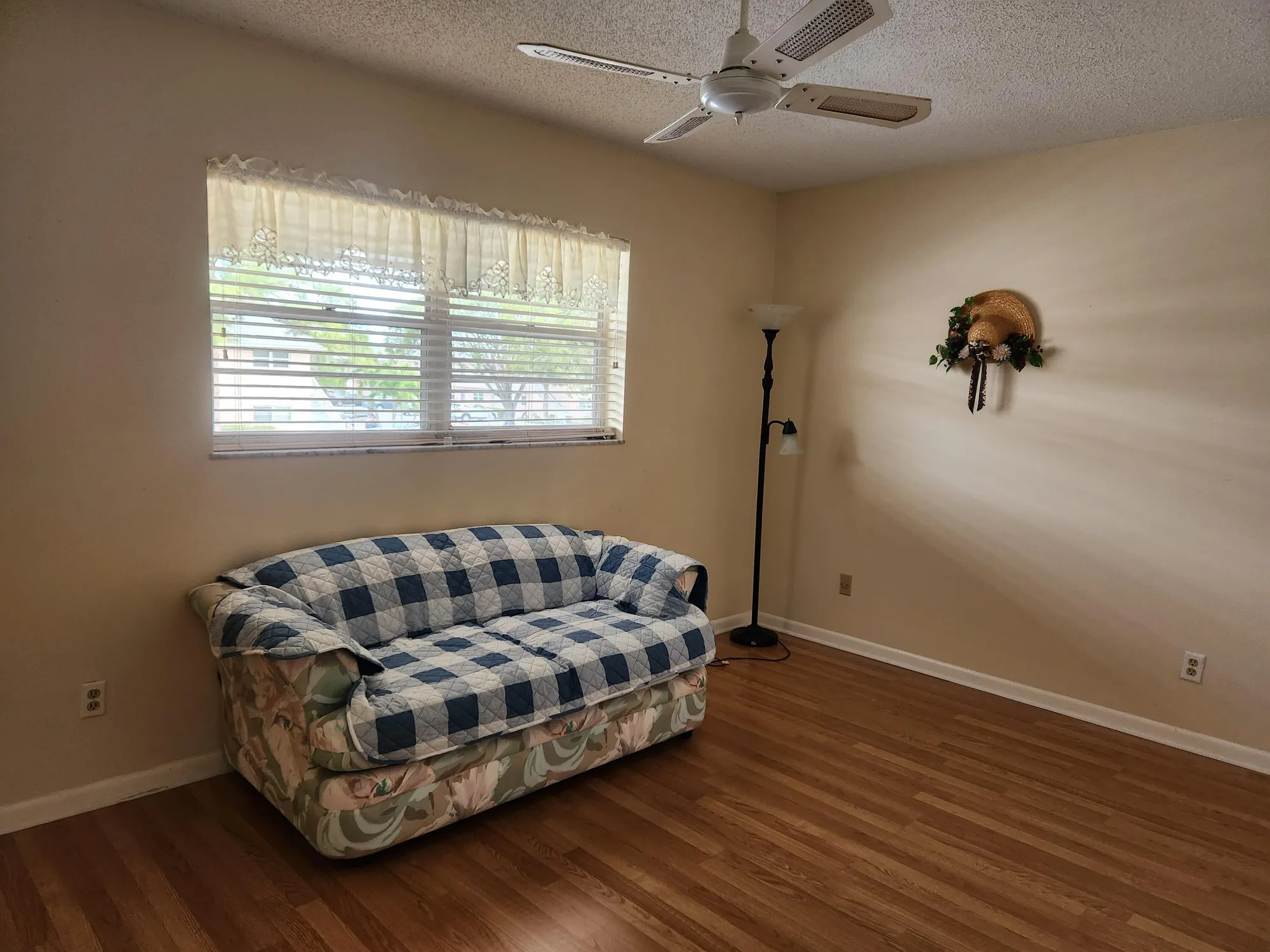 Property Slideshow image 12 of 18 | 18081 se country club dr apt 259, Tequesta, FL, 33469