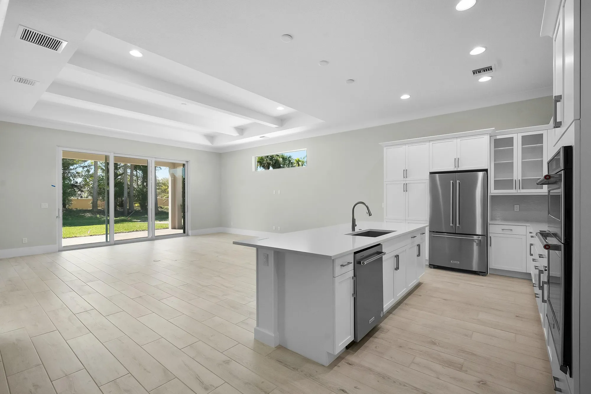 Property Slideshow image 11 of 42 | 2151 falls cir, Vero Beach, FL, 32967