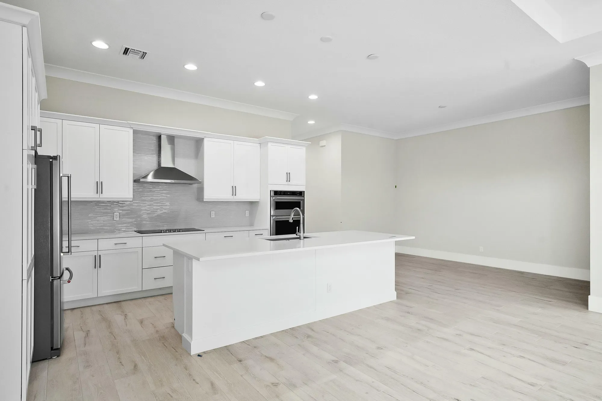 Property Slideshow image 6 of 42 | 2151 falls cir, Vero Beach, FL, 32967