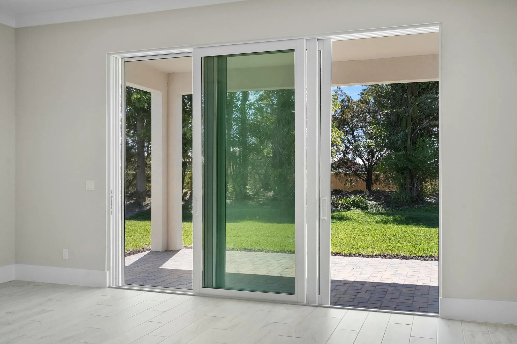 Property Slideshow image 16 of 42 | 2151 falls cir, Vero Beach, FL, 32967