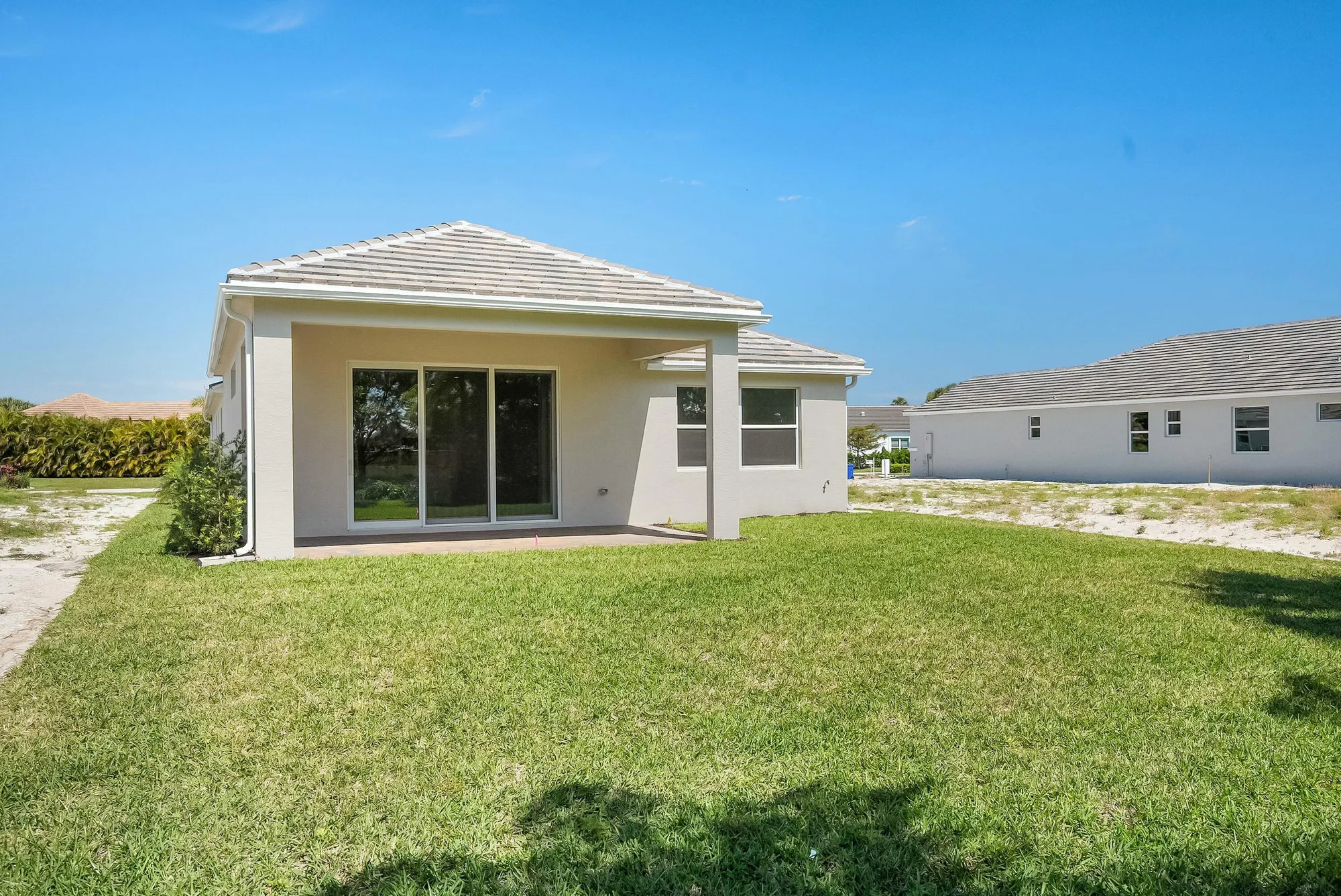 Property Slideshow image 35 of 42 | 2151 falls cir, Vero Beach, FL, 32967