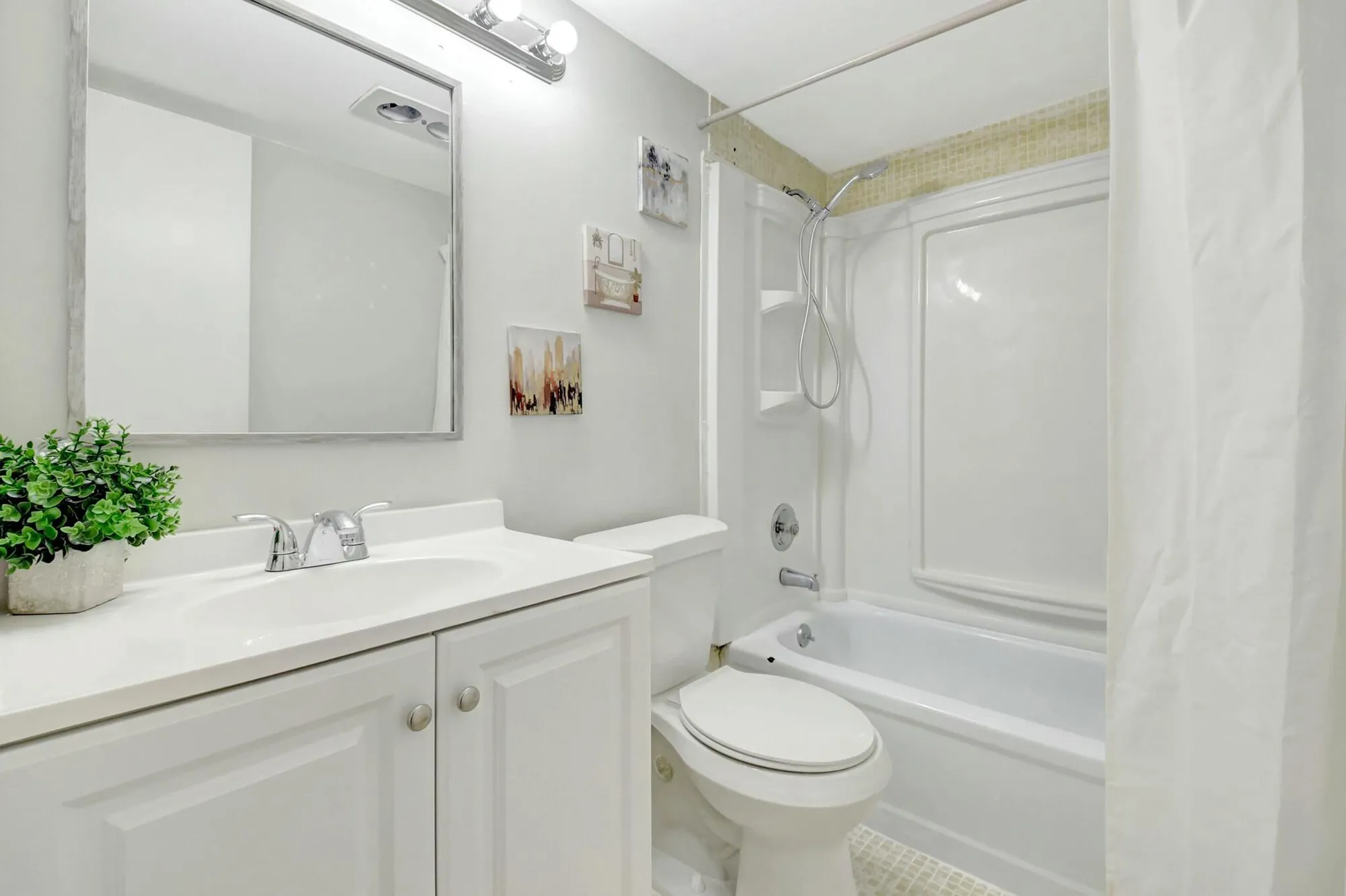 Property Slideshow image 9 of 31 | 143 sussex h, West Palm Beach, FL, 33417