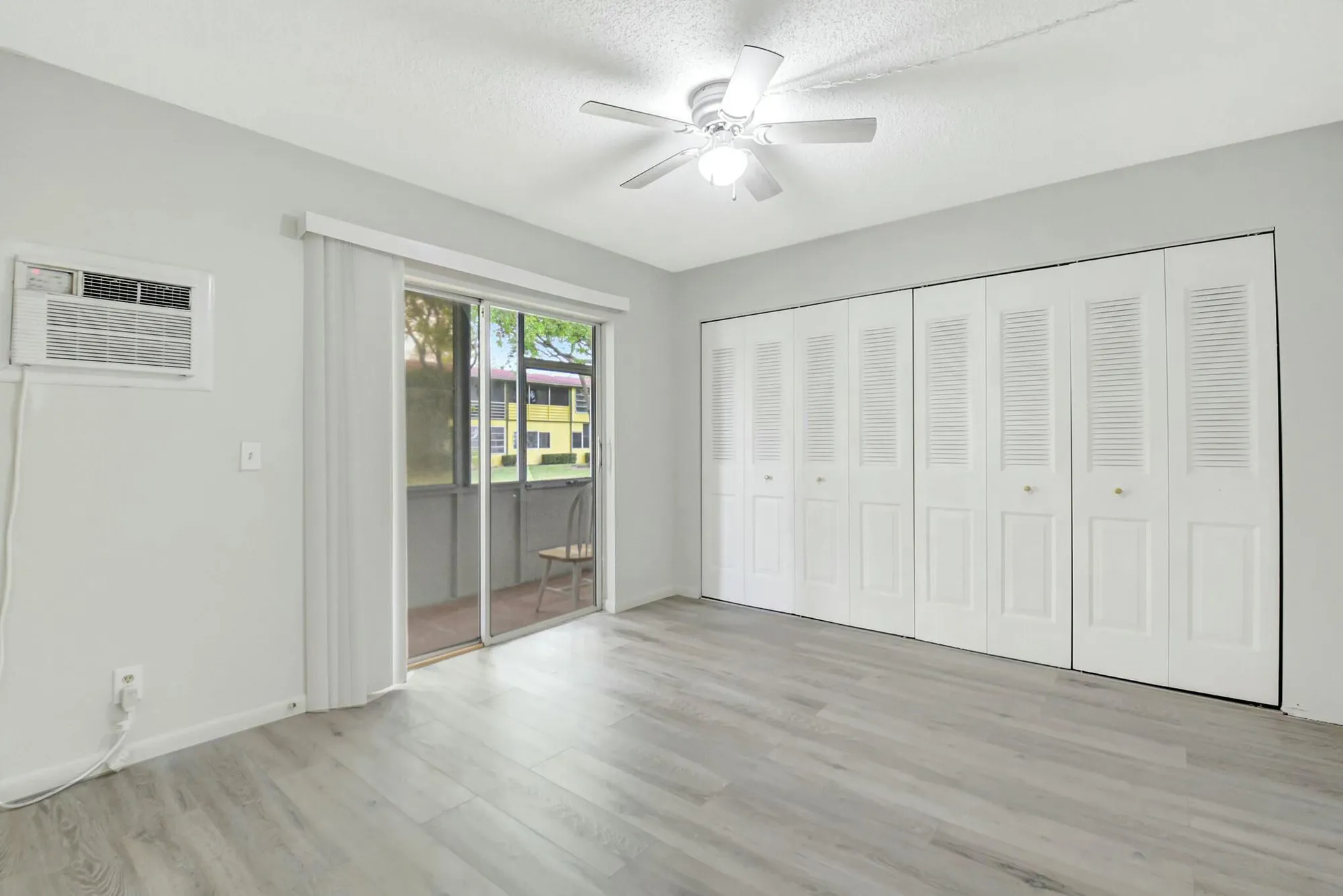 Property Slideshow image 13 of 31 | 143 sussex h, West Palm Beach, FL, 33417