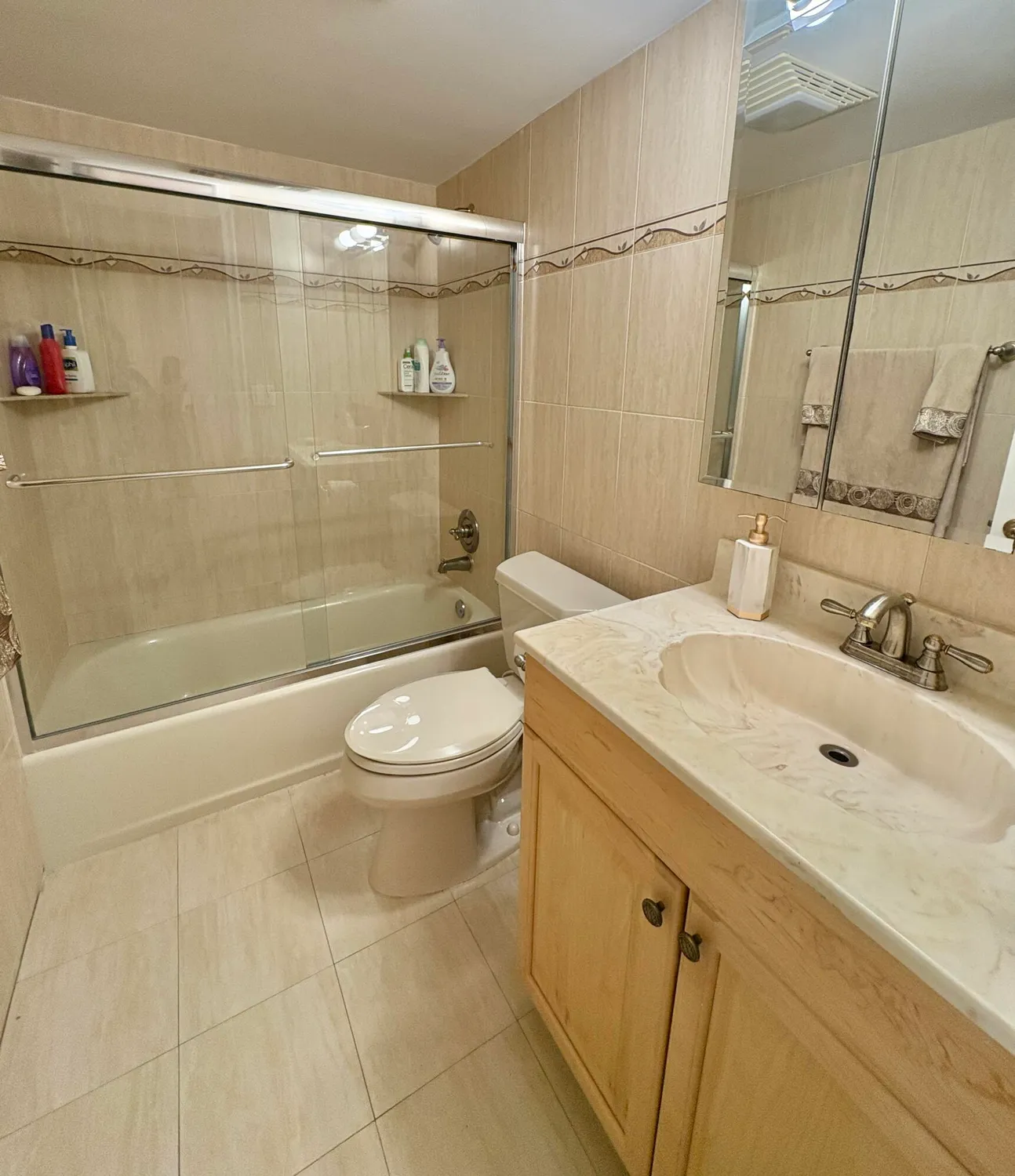 Property Slideshow image 5 of 25 | 30 plymouth c, West Palm Beach, FL, 33417