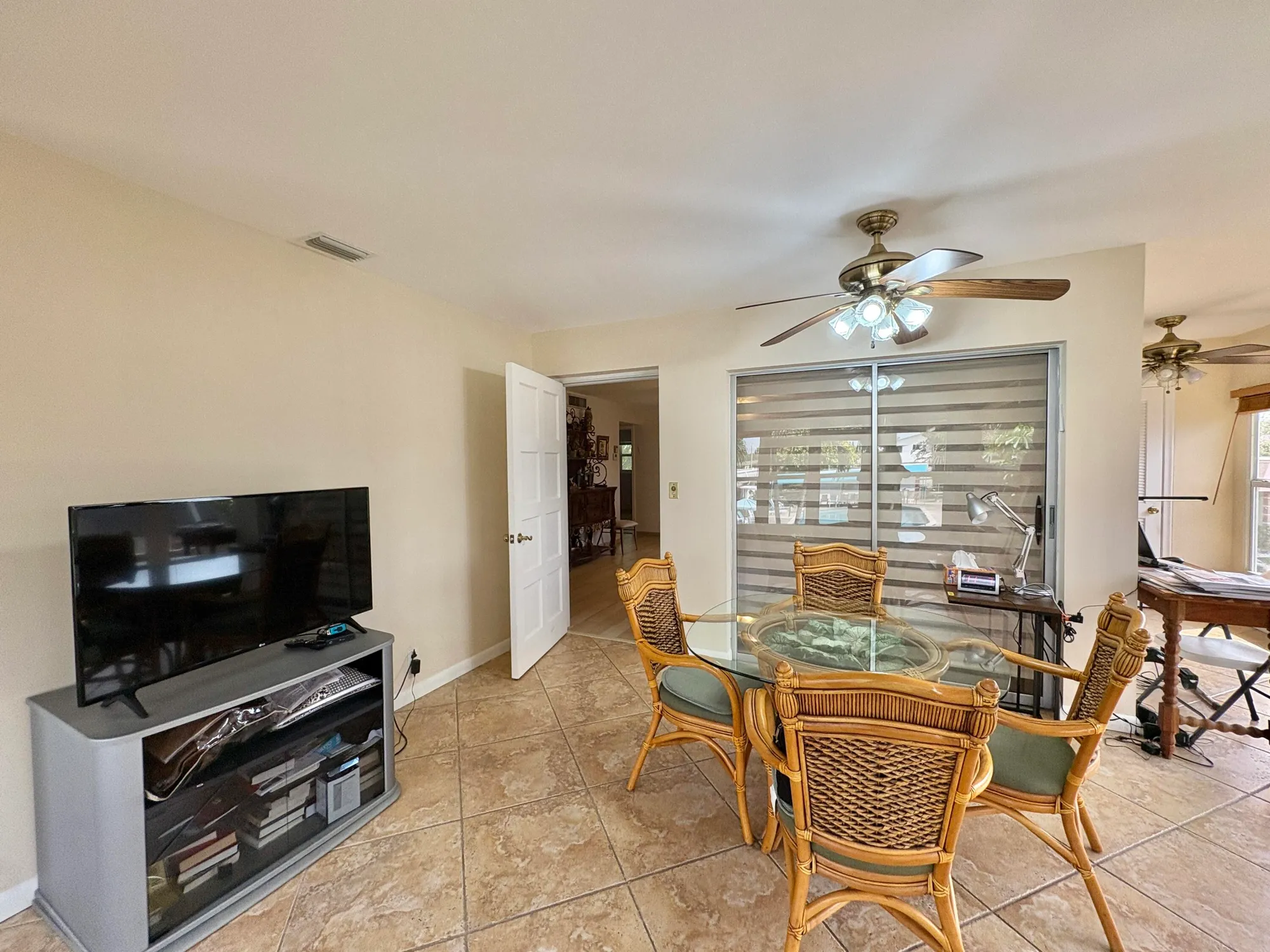 Property Slideshow image 6 of 25 | 30 plymouth c, West Palm Beach, FL, 33417
