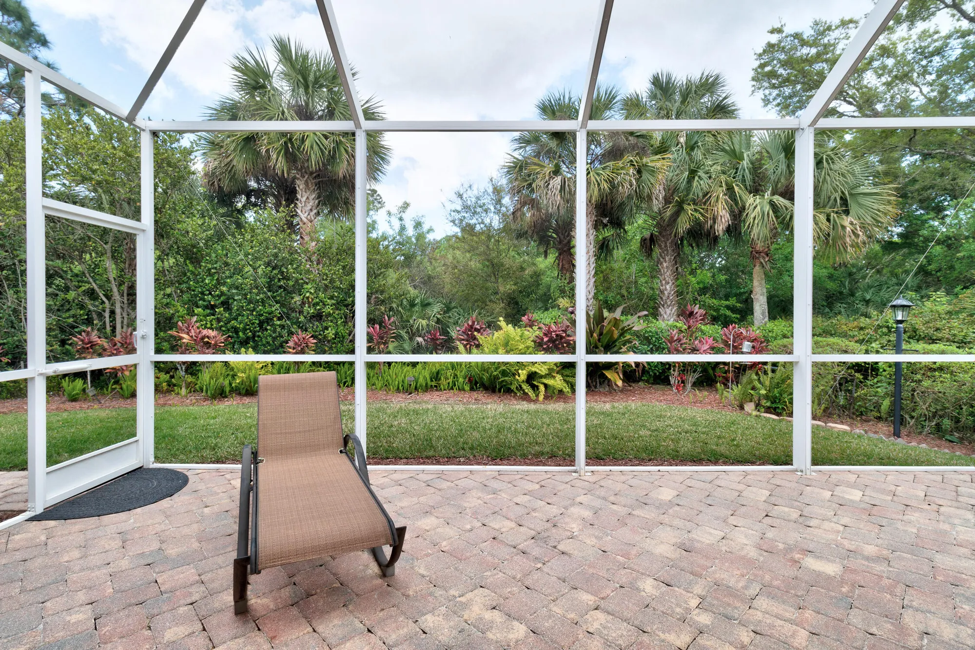 Property Slideshow image 23 of 39 | 6180 dorchester way, Vero Beach, FL, 32966