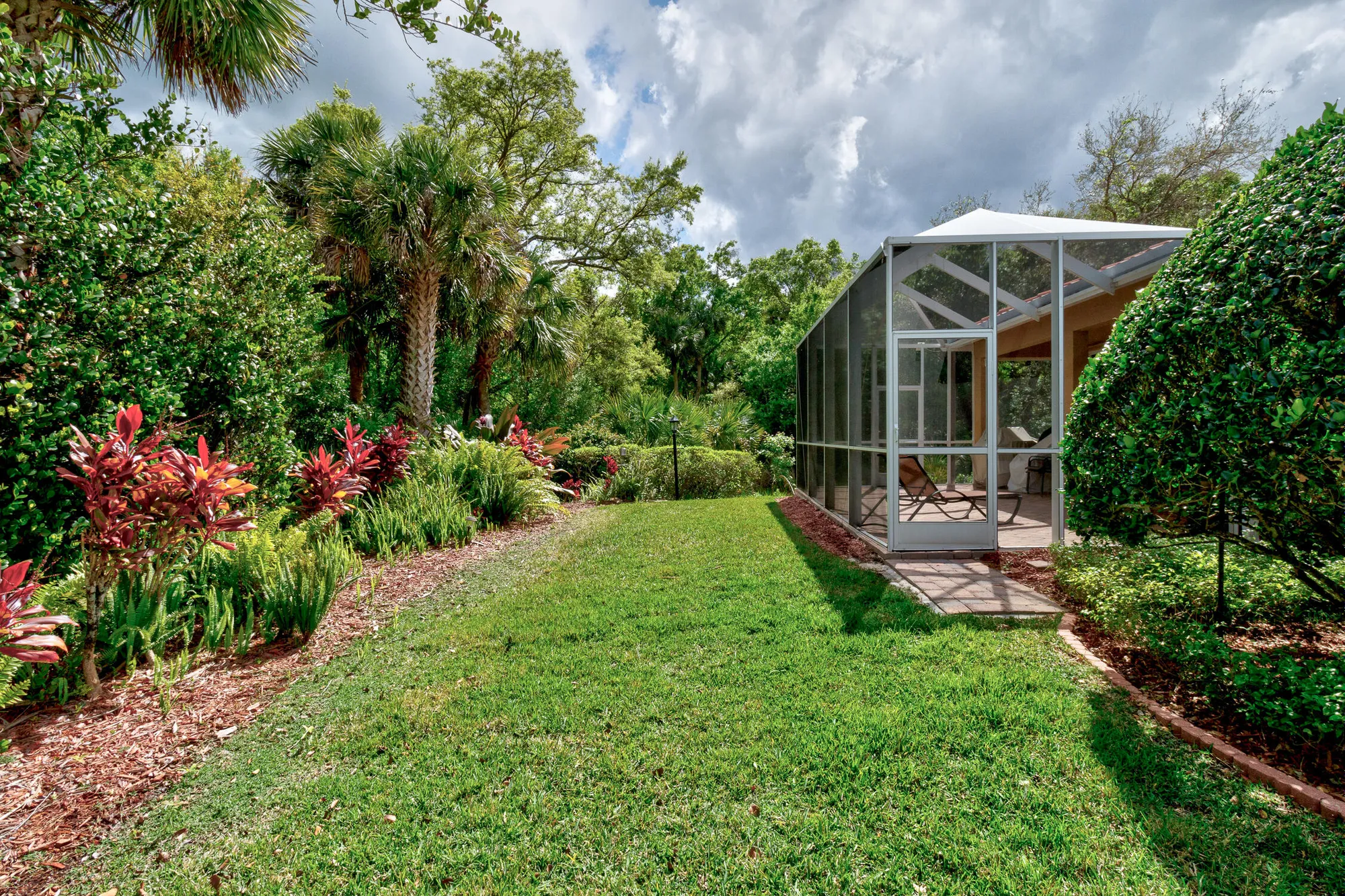 Property Slideshow image 24 of 39 | 6180 dorchester way, Vero Beach, FL, 32966