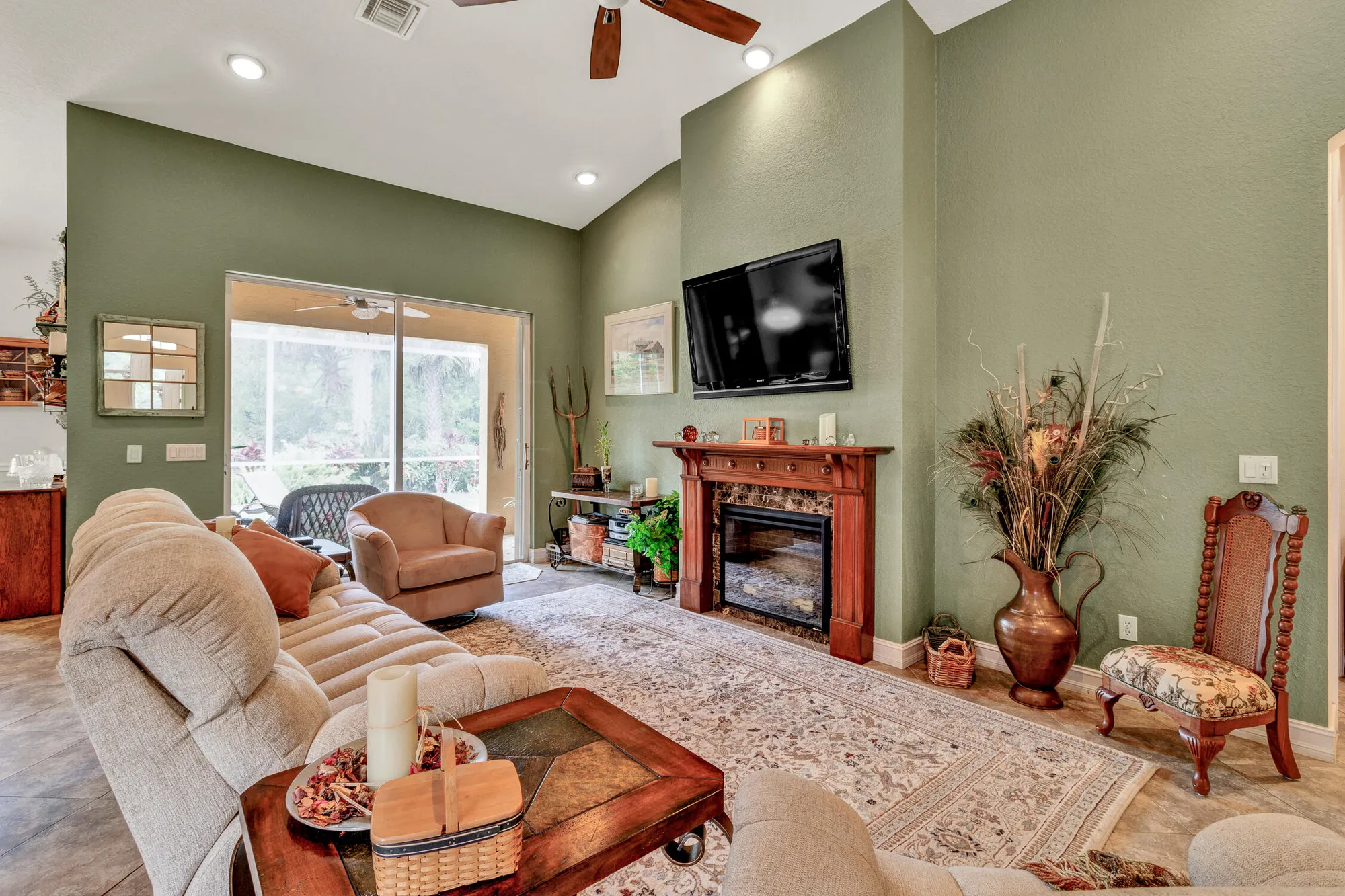Property Slideshow image 4 of 39 | 6180 dorchester way, Vero Beach, FL, 32966