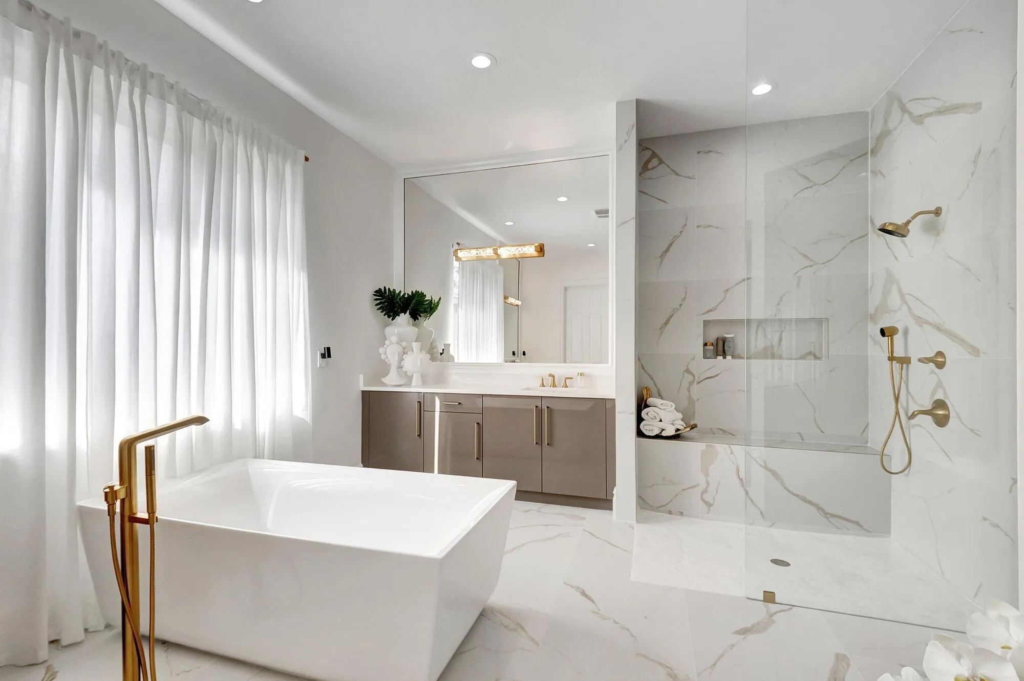 Property Slideshow image 27 of 85 | 7136 corning cir, Boynton Beach, FL, 33437