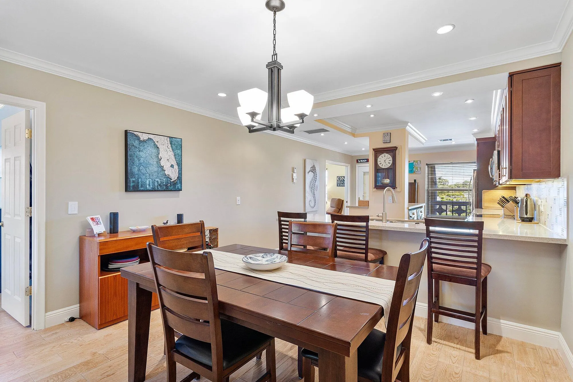 Property Slideshow image 11 of 39 | 1061 orange ter apt 204, Delray Beach, FL, 33445