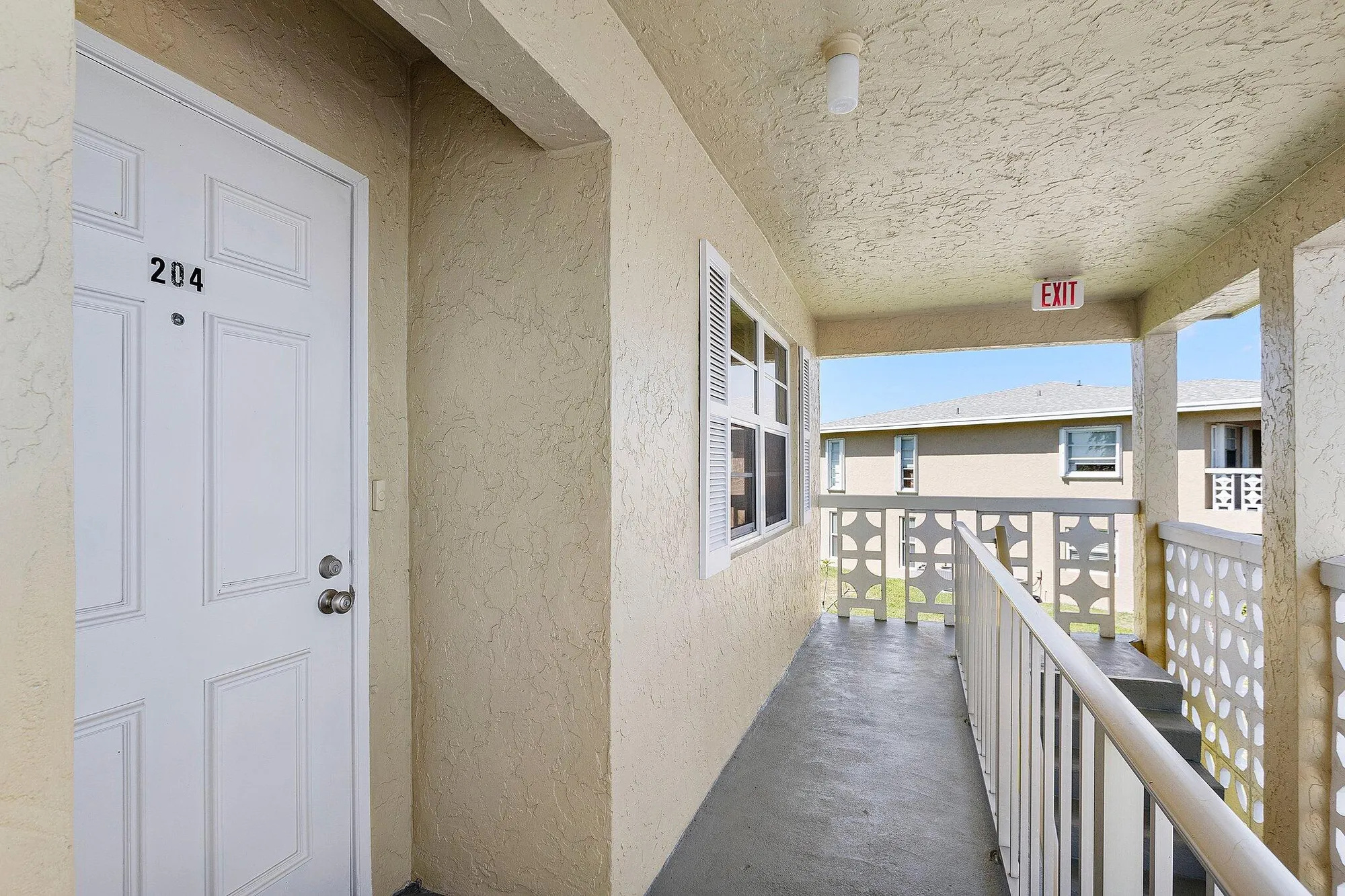 Property Slideshow image 25 of 39 | 1061 orange ter apt 204, Delray Beach, FL, 33445