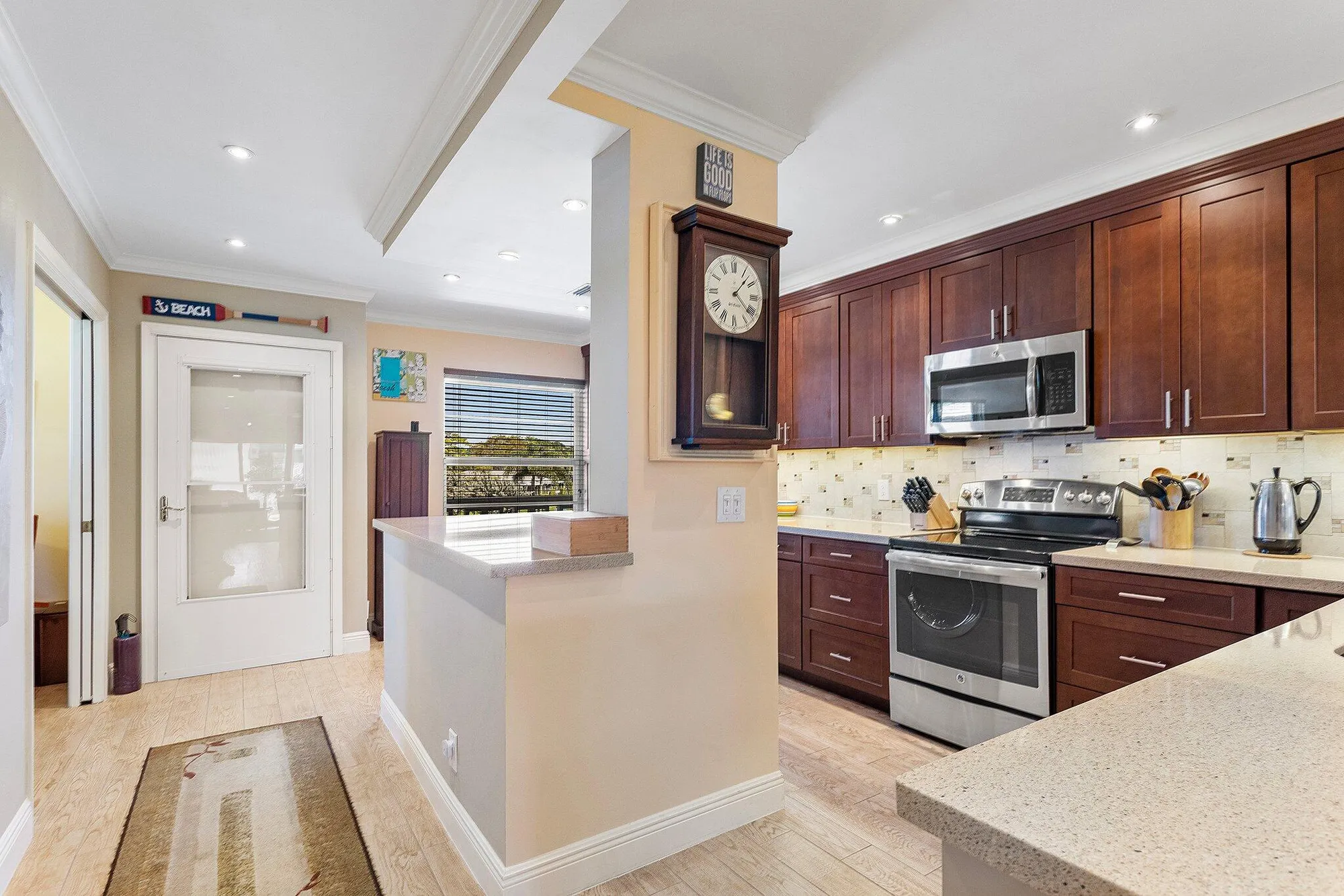 Property Slideshow image 6 of 39 | 1061 orange ter apt 204, Delray Beach, FL, 33445