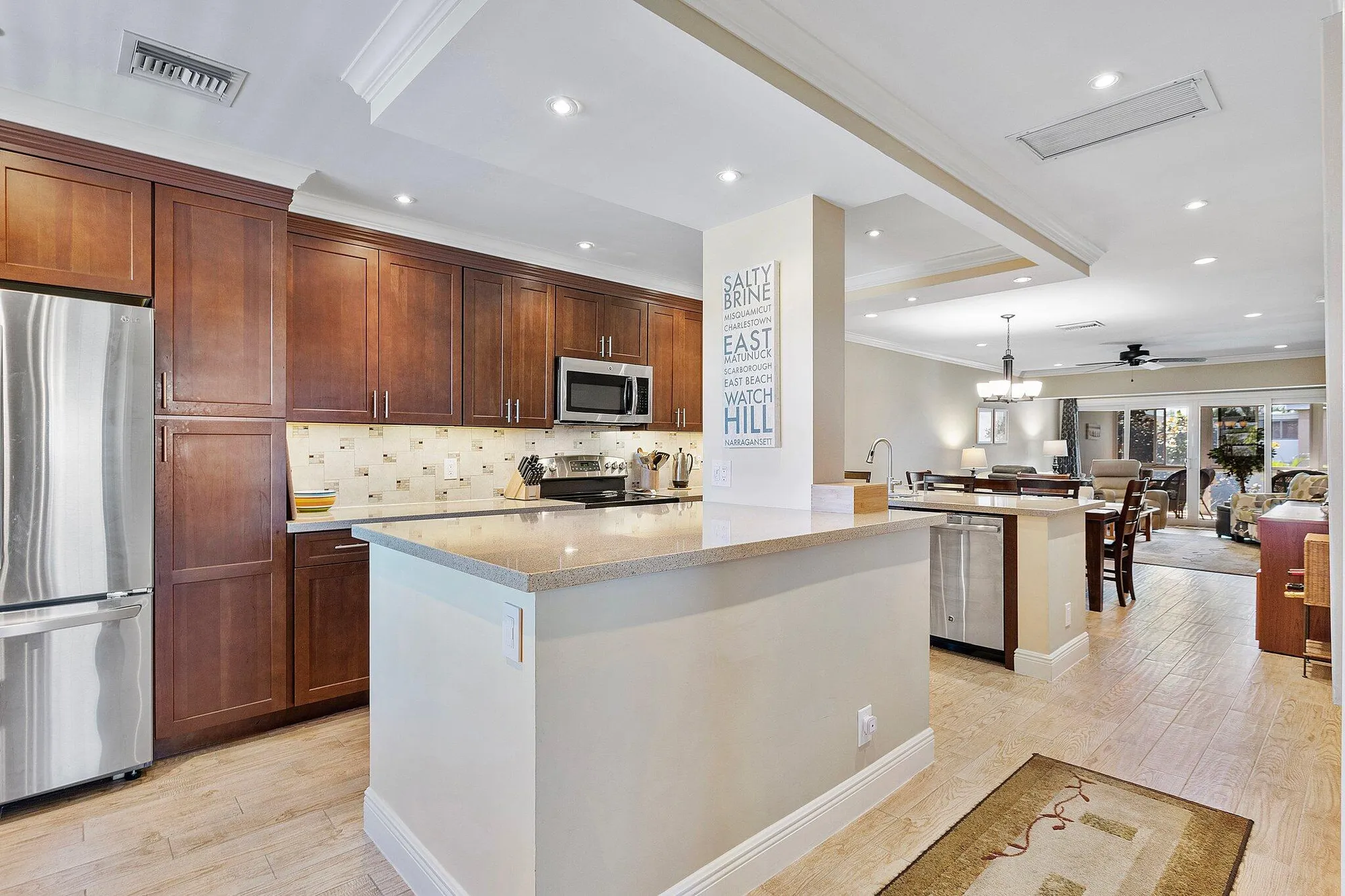 Property Slideshow image 4 of 39 | 1061 orange ter apt 204, Delray Beach, FL, 33445