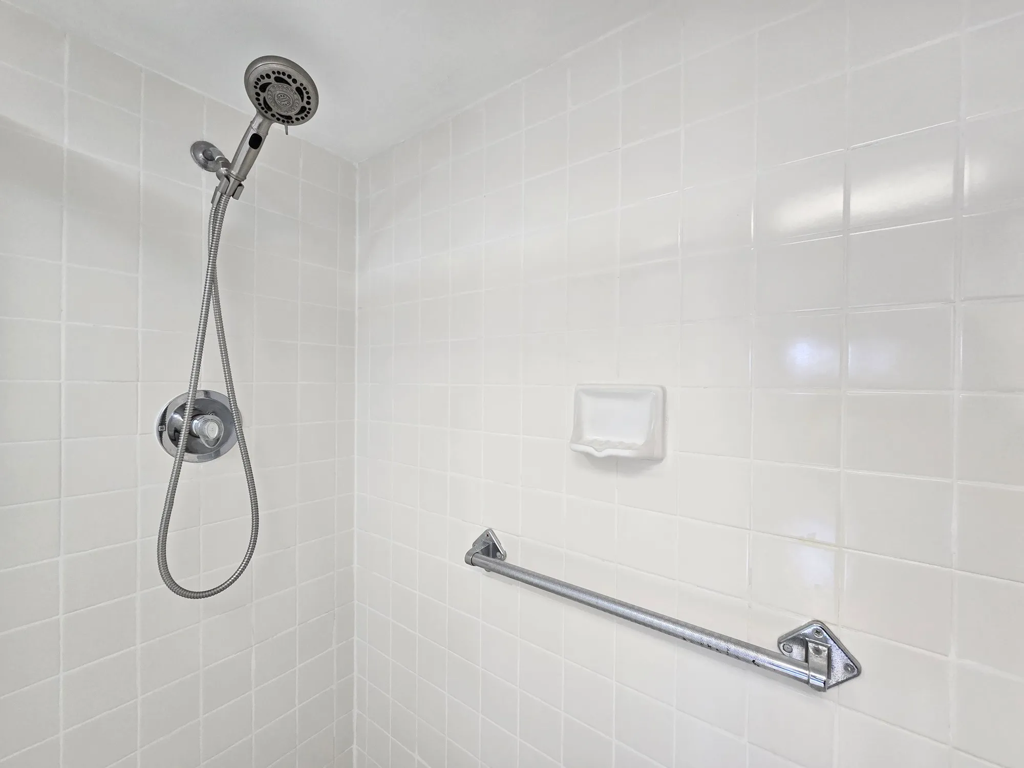 Property Slideshow image 18 of 23 | 1601 abaco dr e3, Coconut Creek, FL, 33066