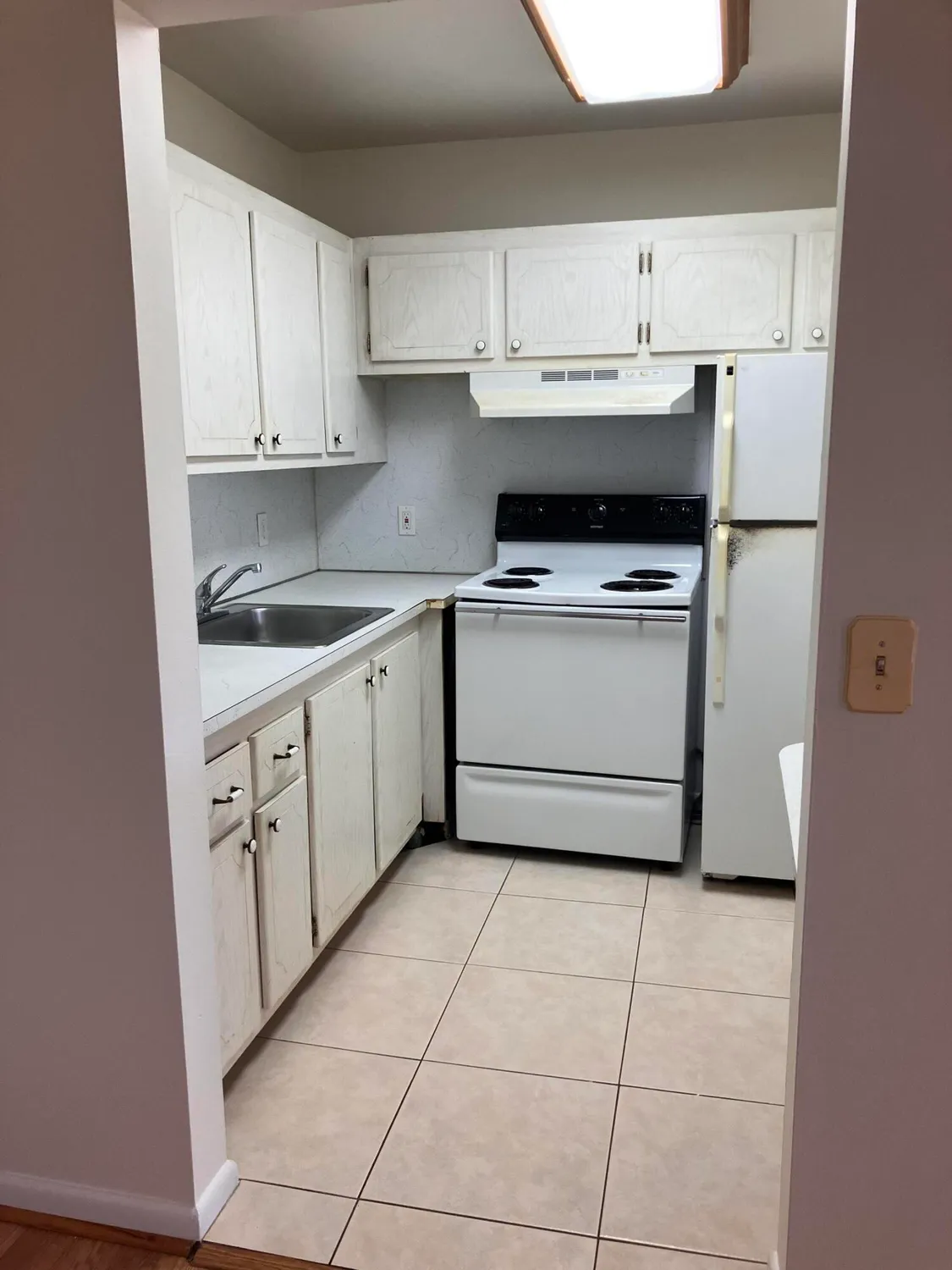 Property Slideshow image 12 of 31 | 251 dorchester k, West Palm Beach, FL, 33417