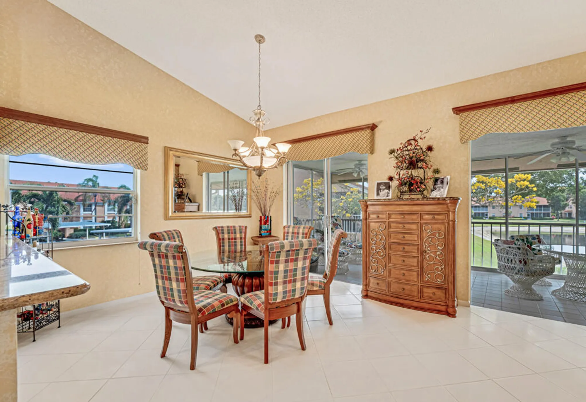 Property Slideshow image 10 of 49 | 9805 shadybrook 201 dr 201, Boynton Beach, FL, 33437