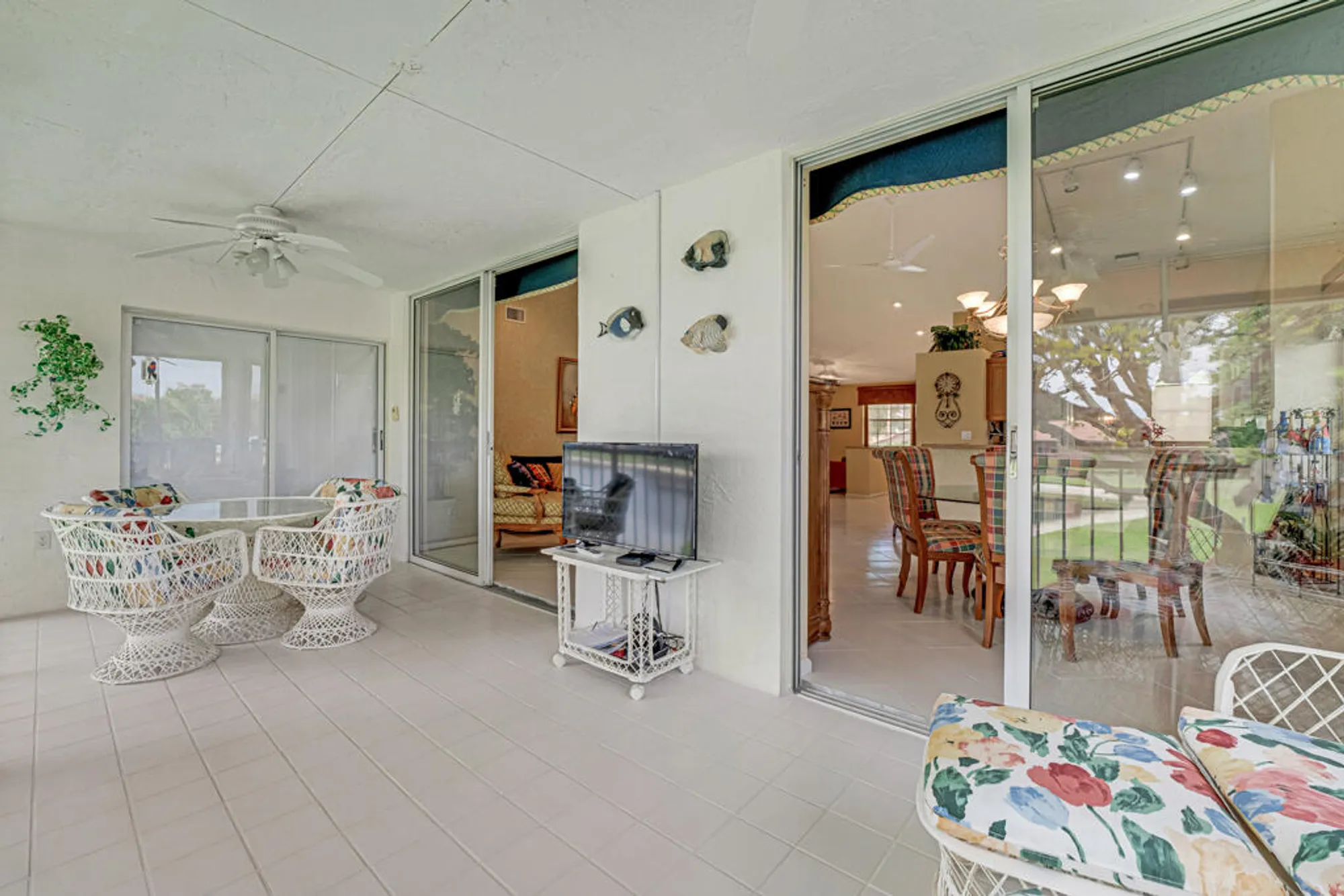 Property Slideshow image 13 of 49 | 9805 shadybrook 201 dr 201, Boynton Beach, FL, 33437