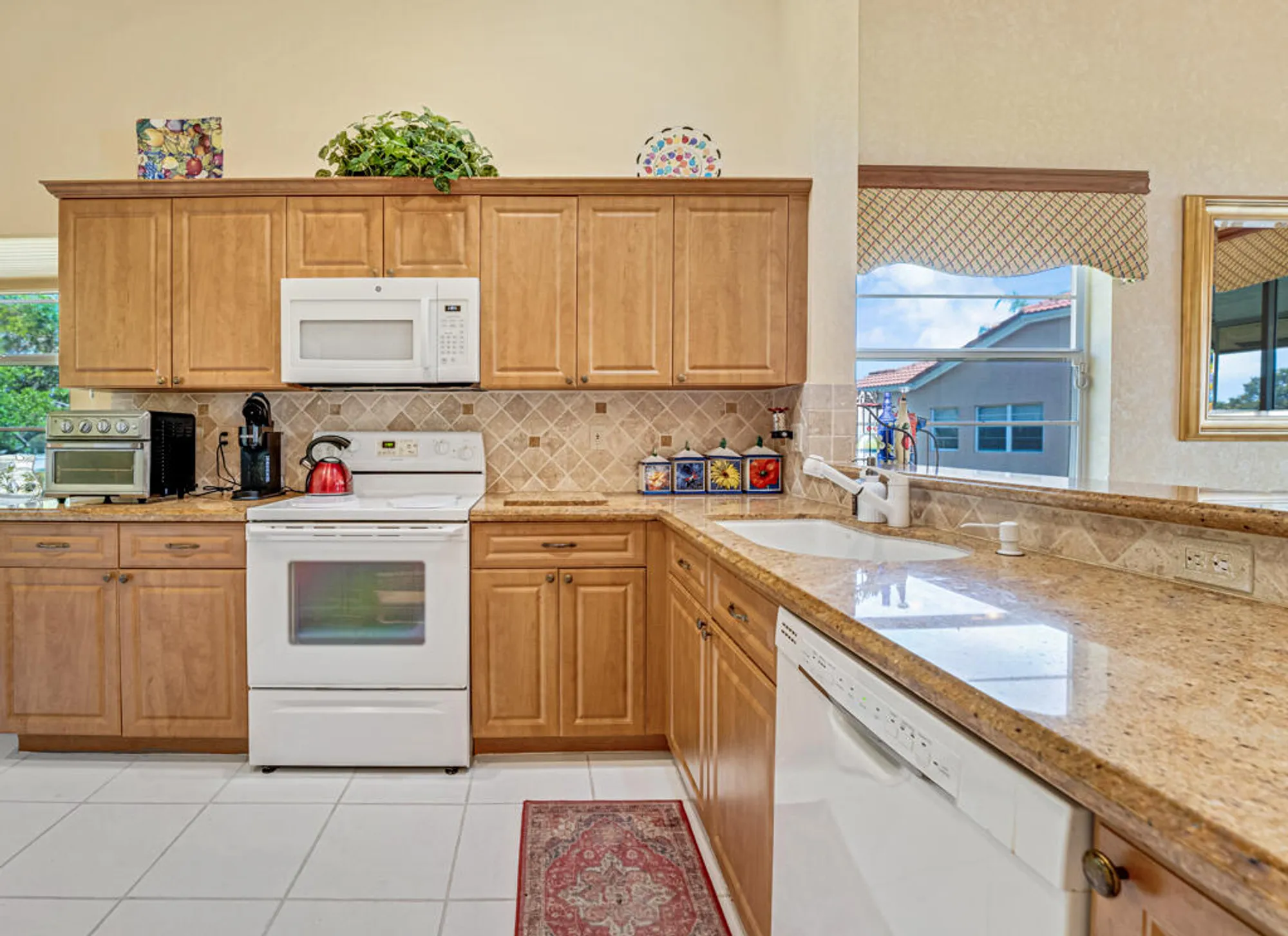 Property Slideshow image 20 of 49 | 9805 shadybrook 201 dr 201, Boynton Beach, FL, 33437