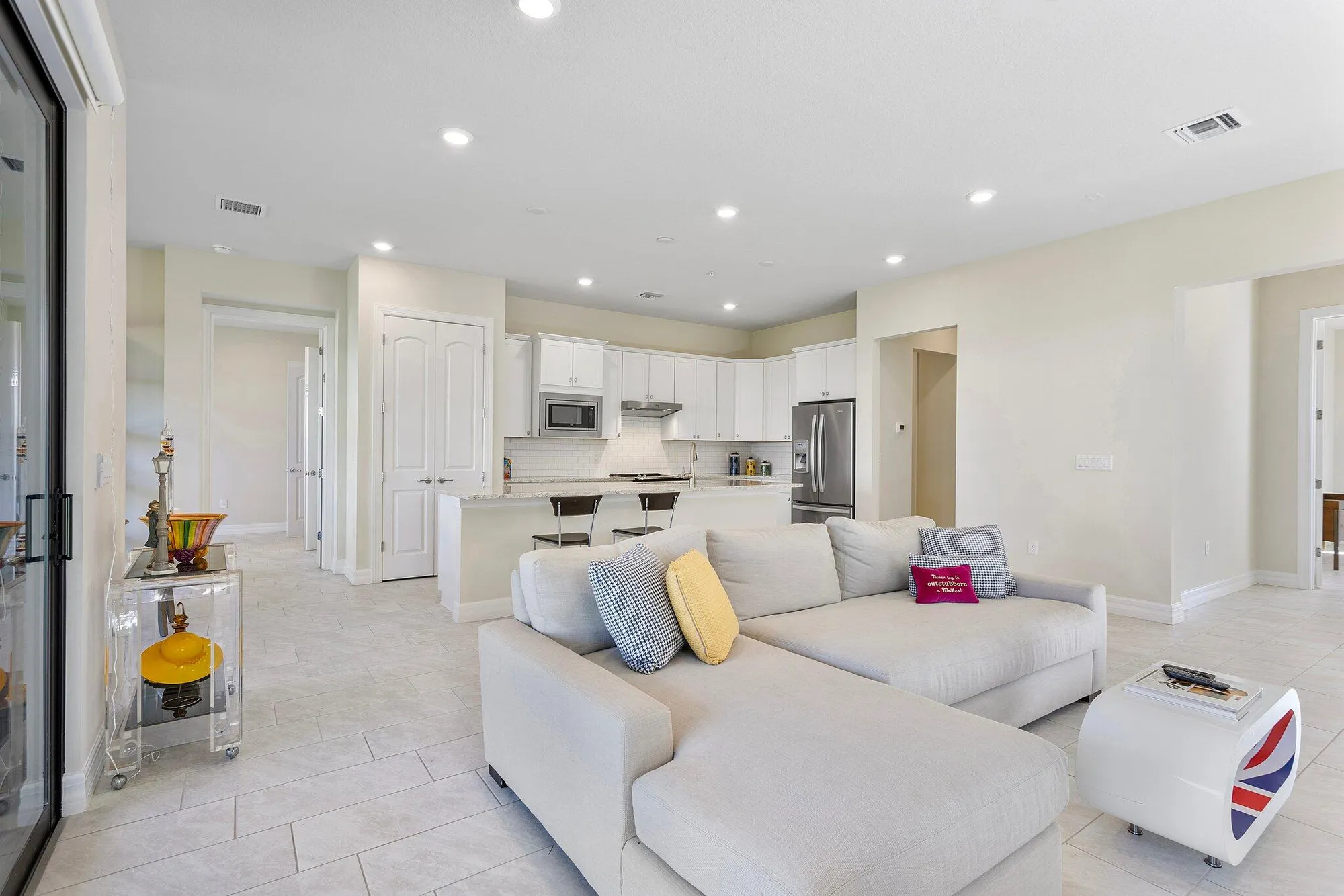 Property Slideshow image 12 of 40 | 21908 canadensis cir # 101, Boca Raton, FL, 33428