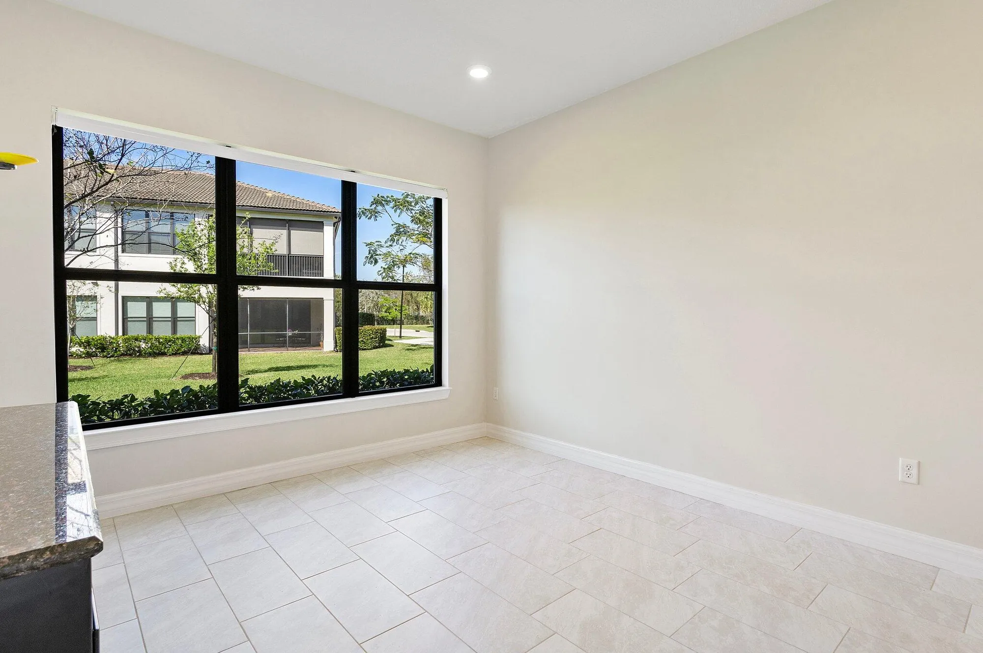 Property Slideshow image 16 of 40 | 21908 canadensis cir # 101, Boca Raton, FL, 33428