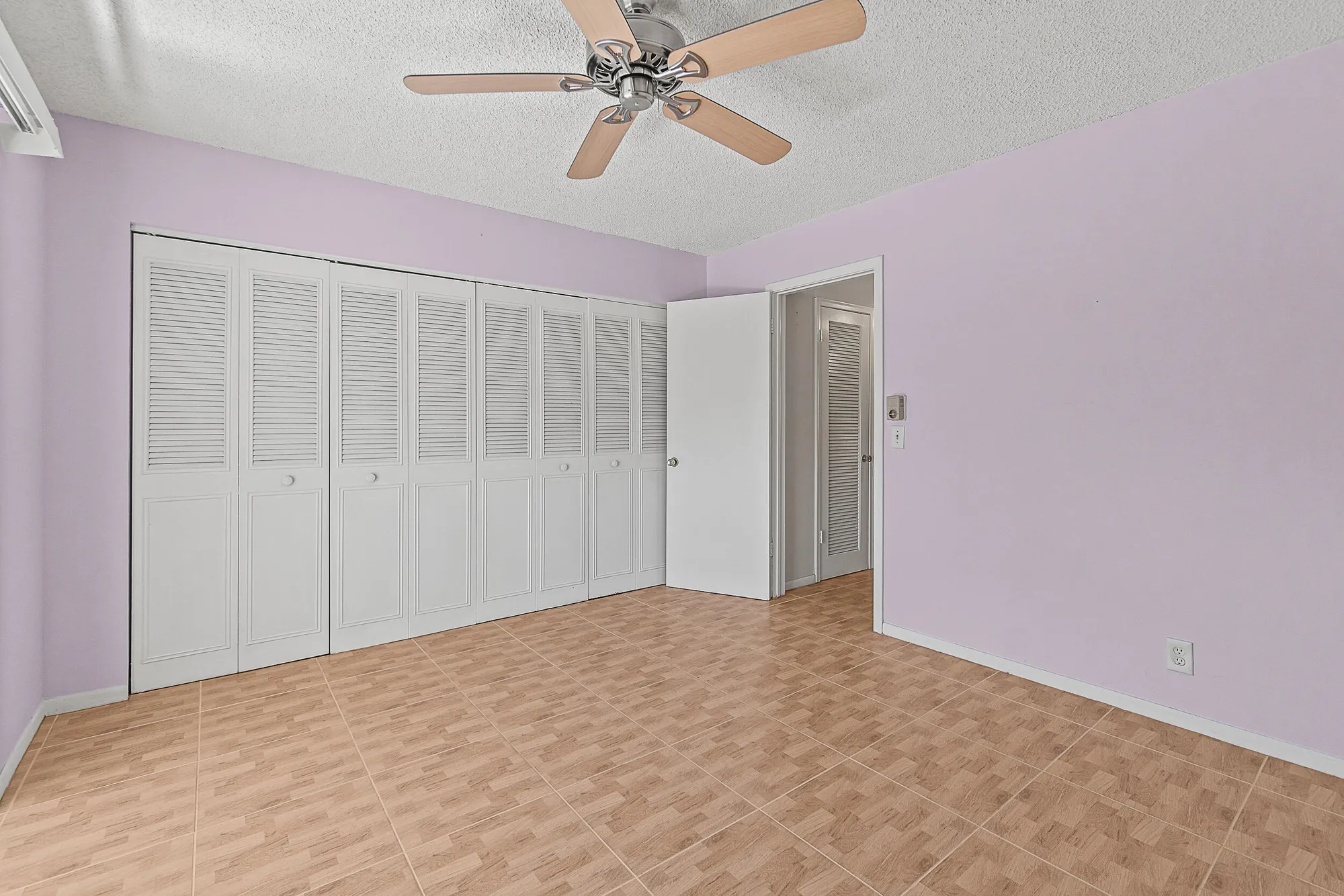 Property Slideshow image 12 of 38 | 231 dorchester j, West Palm Beach, FL, 33417