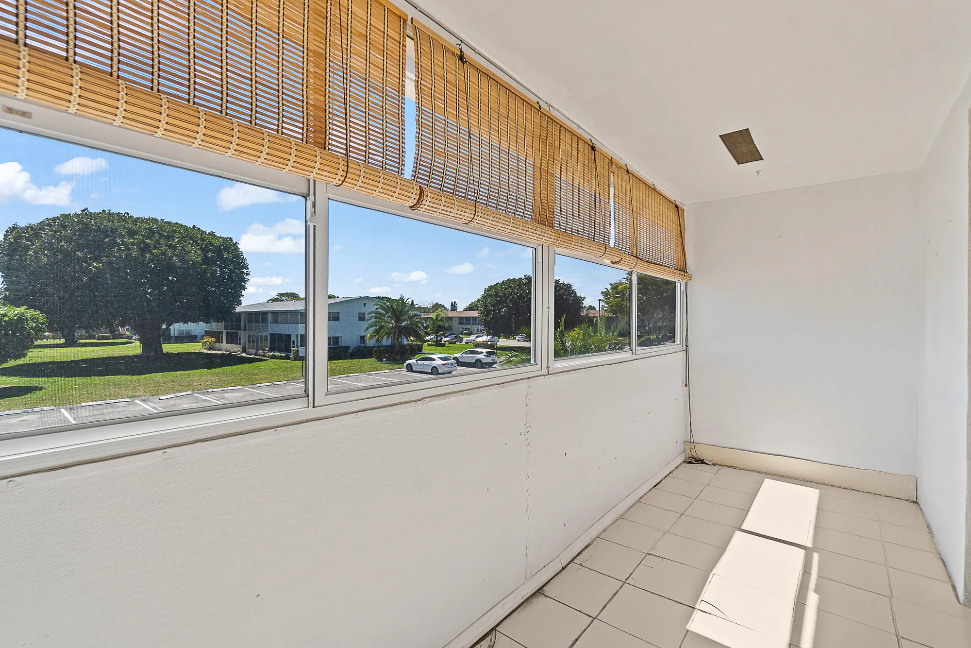 Property Slideshow image 30 of 38 | 231 dorchester j, West Palm Beach, FL, 33417