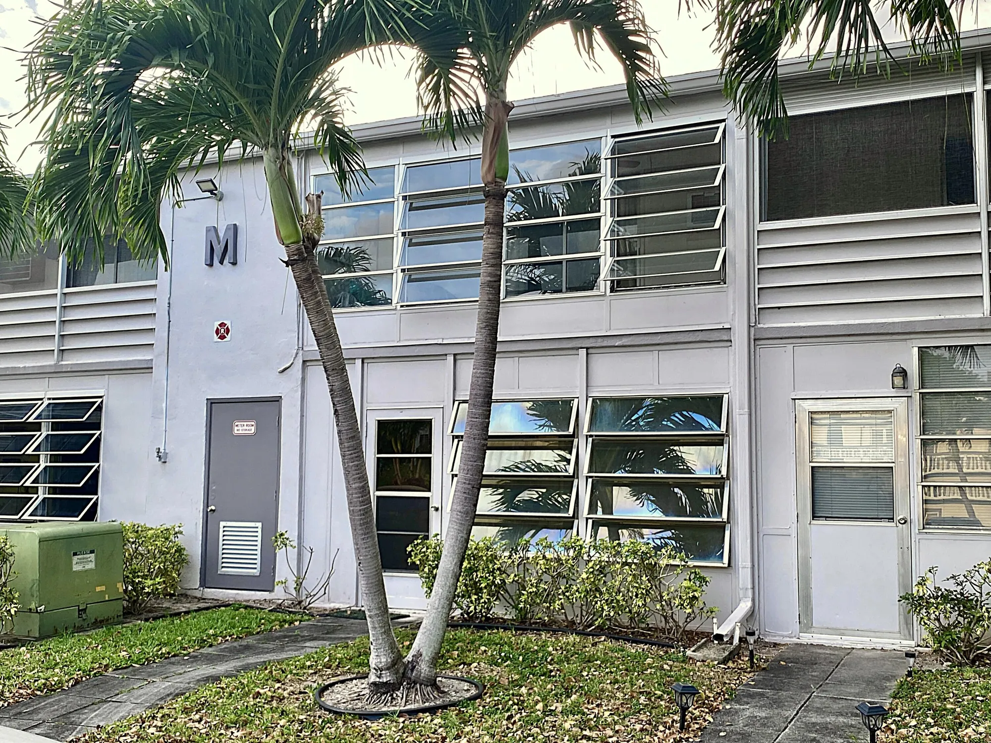 Property Slideshow image 23 of 56 | 202 oakridge m, Deerfield Beach, FL, 33442