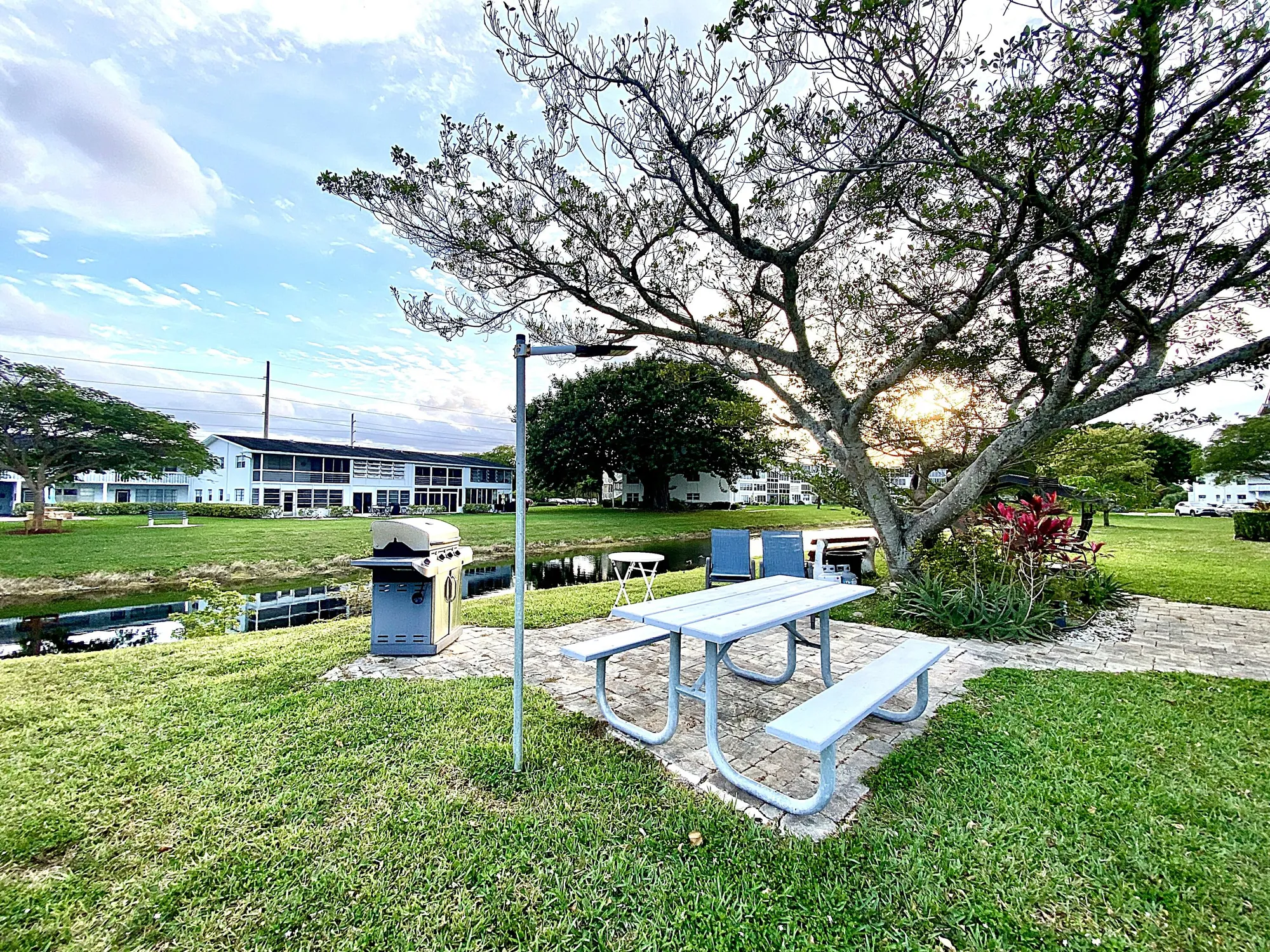 Property Slideshow image 27 of 56 | 202 oakridge m, Deerfield Beach, FL, 33442