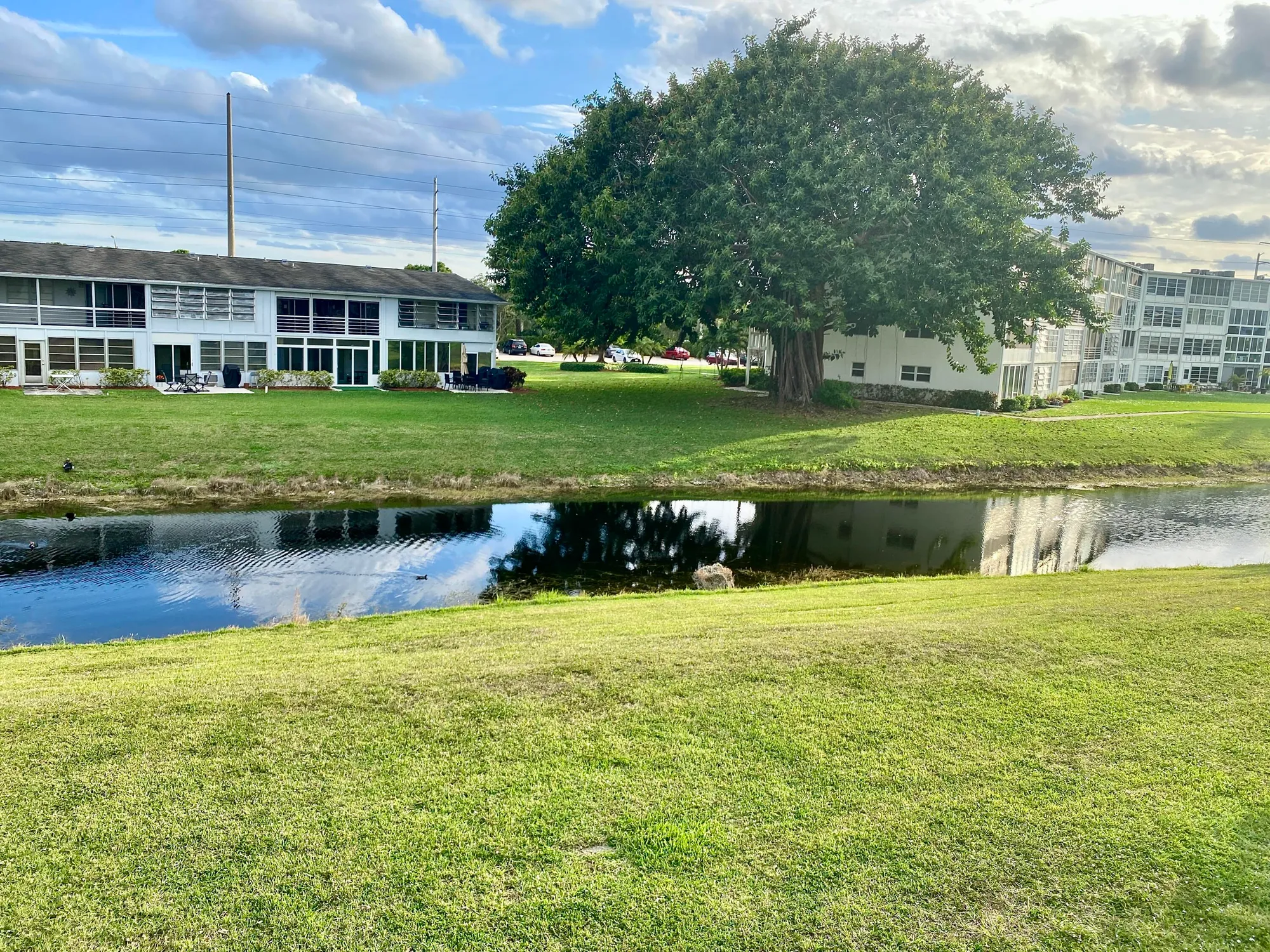 Property Slideshow image 30 of 56 | 202 oakridge m, Deerfield Beach, FL, 33442