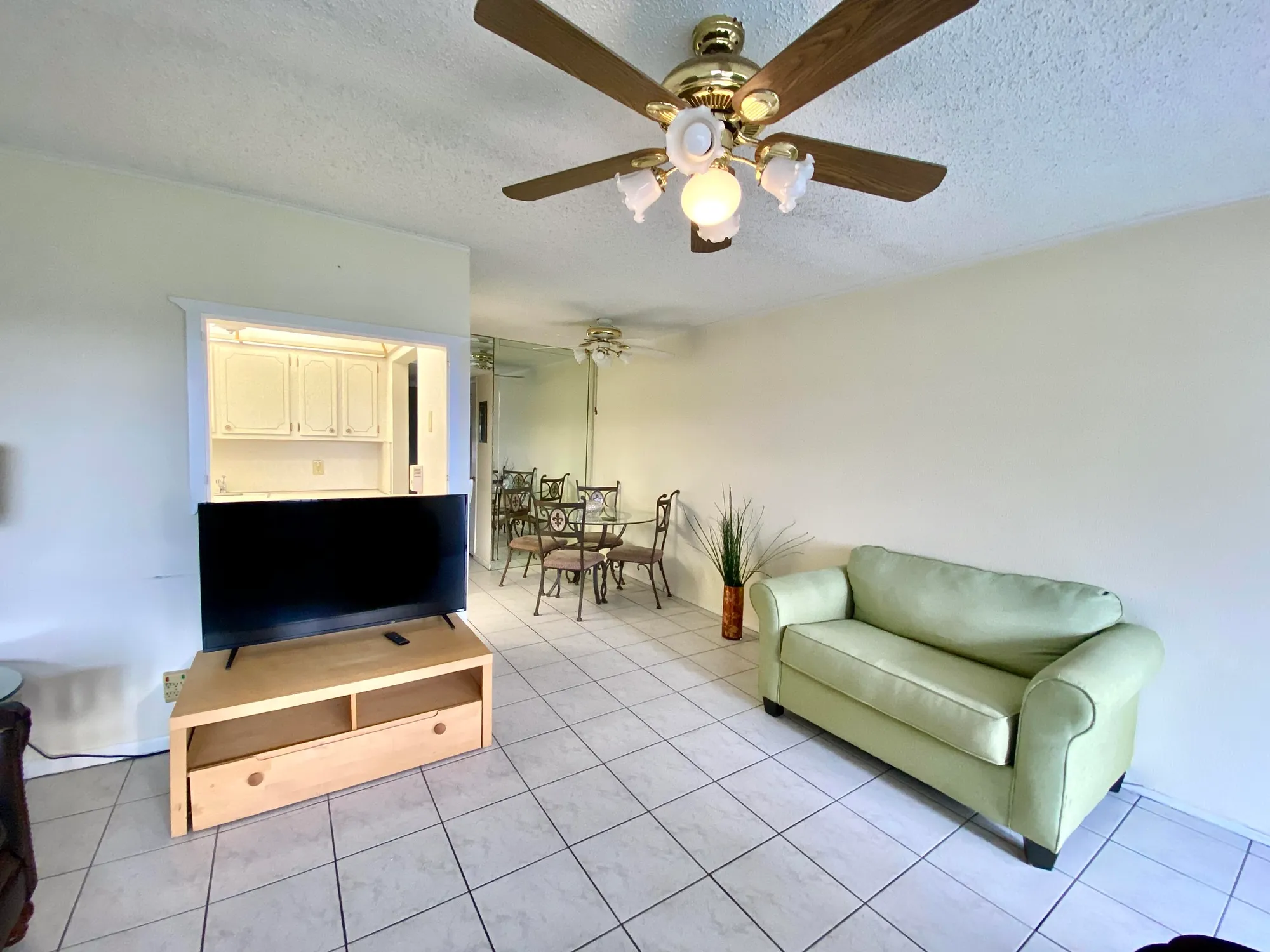 Property Slideshow image 6 of 56 | 202 oakridge m, Deerfield Beach, FL, 33442