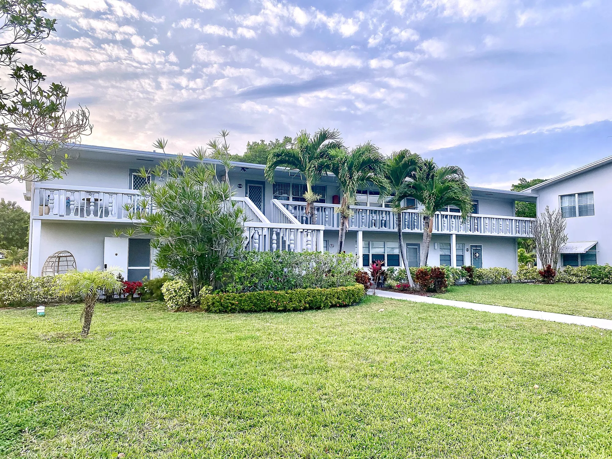 Property Slideshow image 26 of 56 | 202 oakridge m, Deerfield Beach, FL, 33442