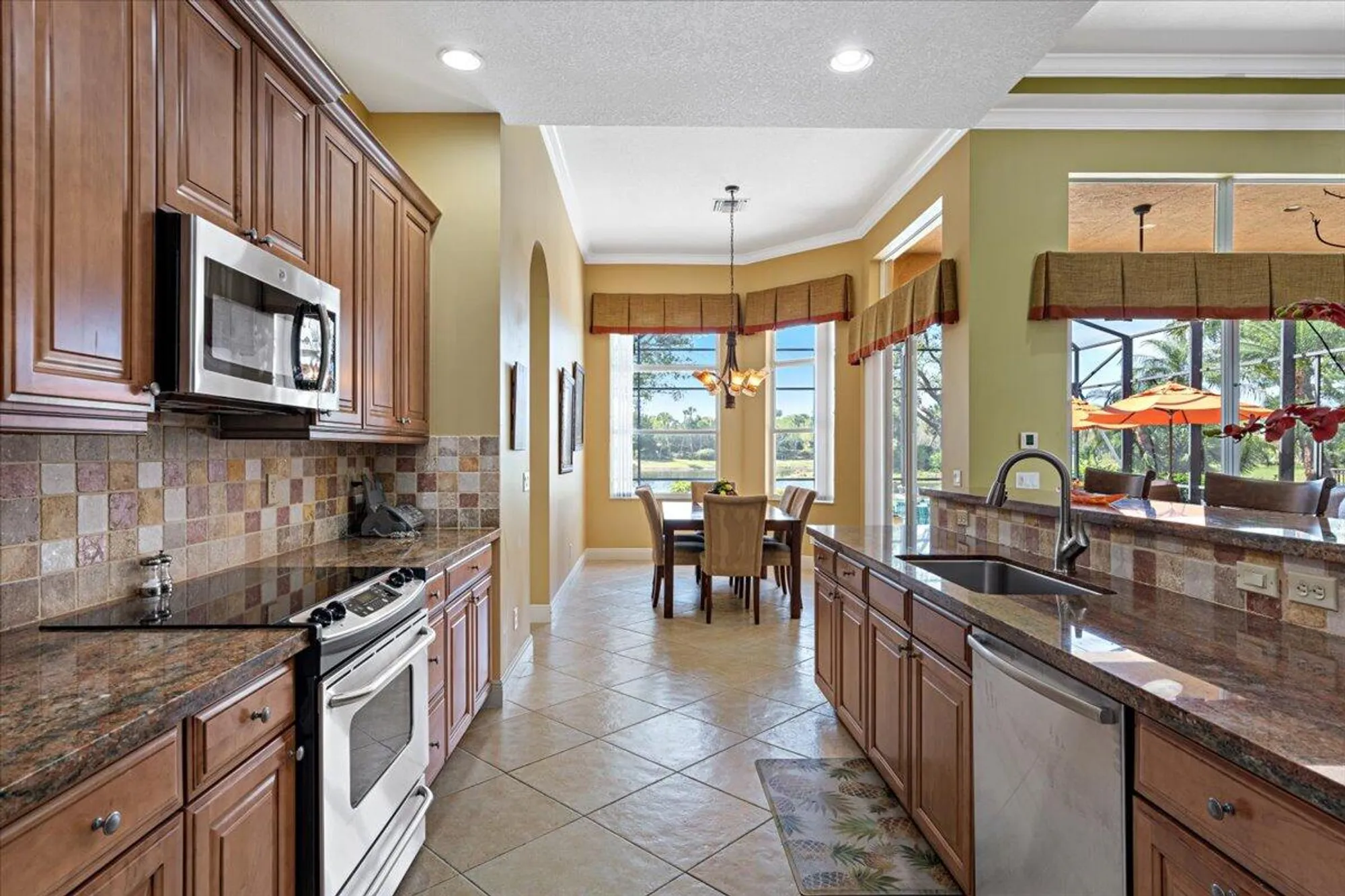 Property Slideshow image 19 of 116 | 9925 sw nuova way, Port Saint Lucie, FL, 34986