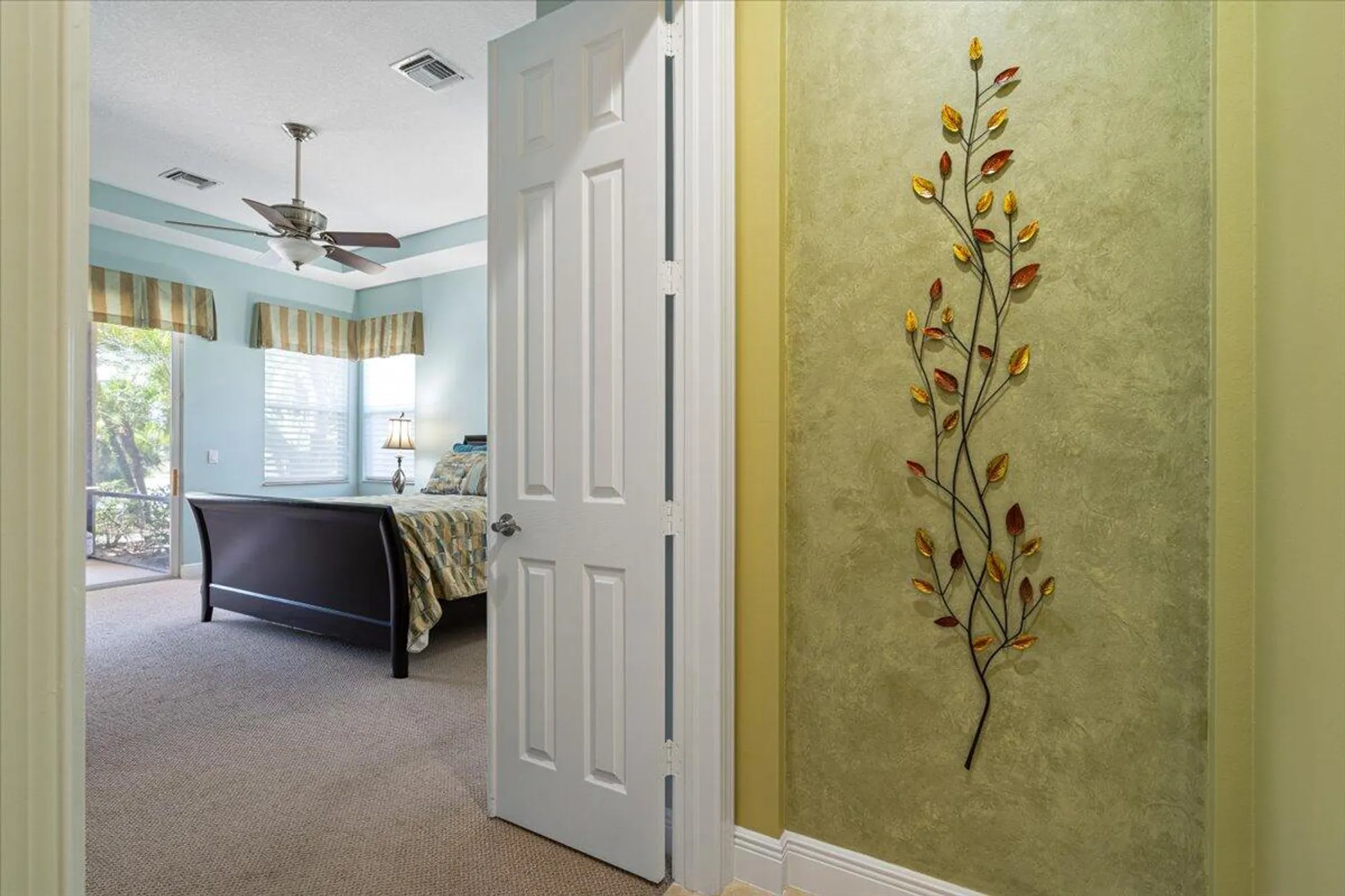 Property Slideshow image 24 of 116 | 9925 sw nuova way, Port Saint Lucie, FL, 34986