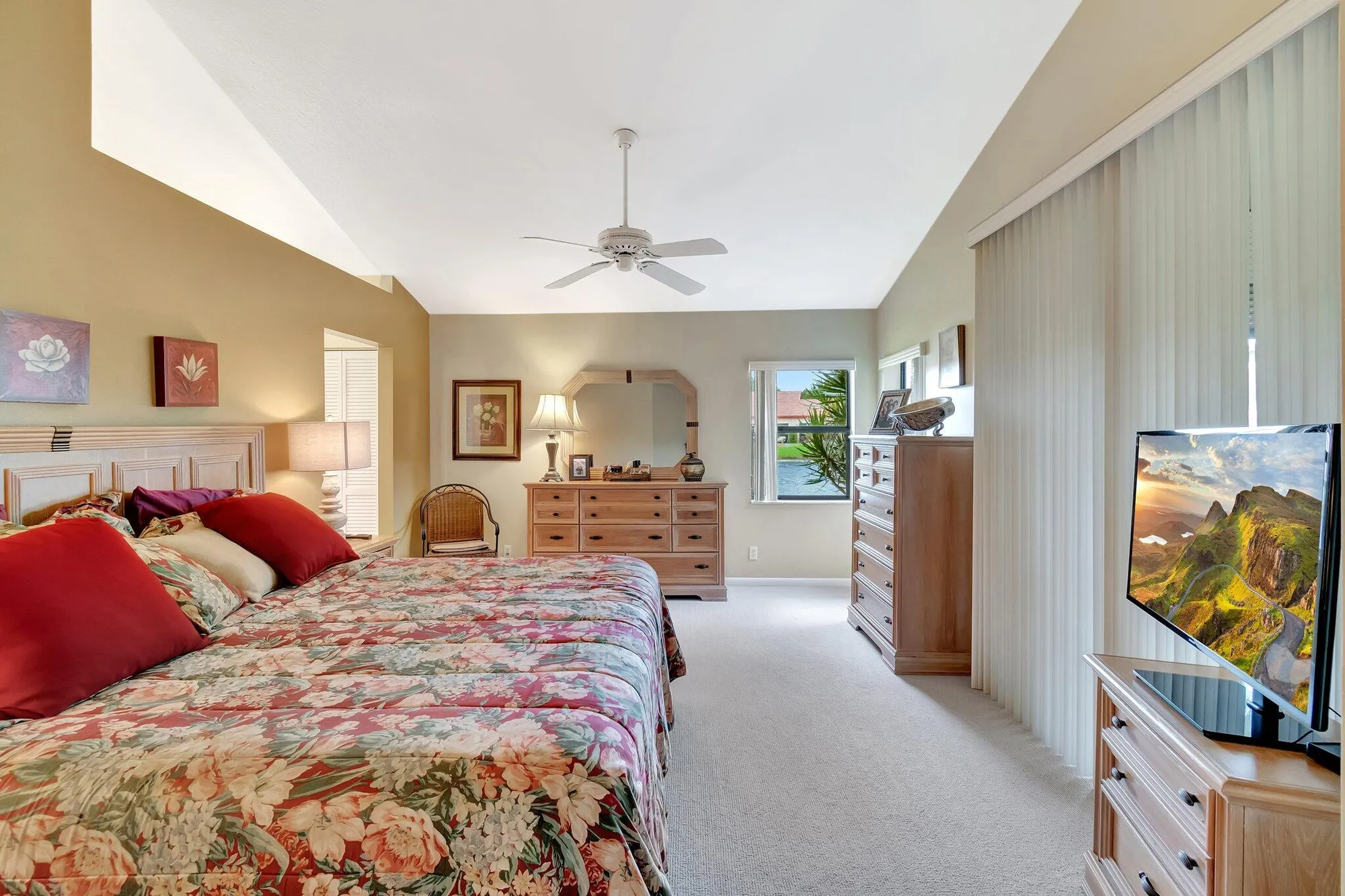 Property Slideshow image 26 of 100 | 8453 juddith ave, Boynton Beach, FL, 33472