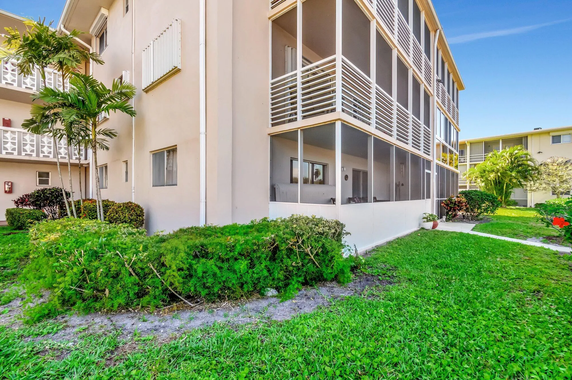 Property Slideshow image 24 of 37 | 2616 garden dr 112, Lake Worth, FL, 33461