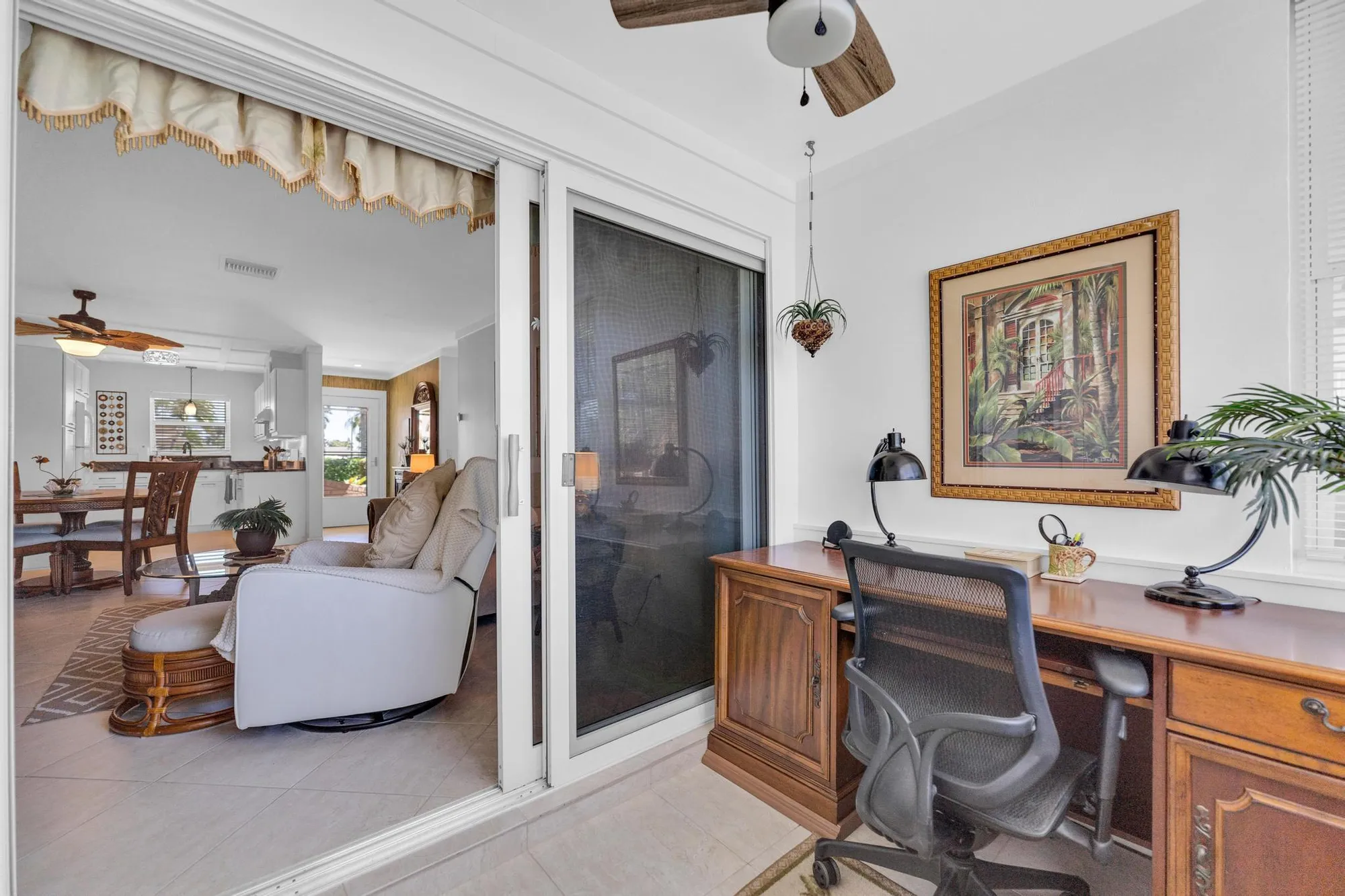 Property Slideshow image 27 of 45 | 2533 dudley dr e, West Palm Beach, FL, 33415